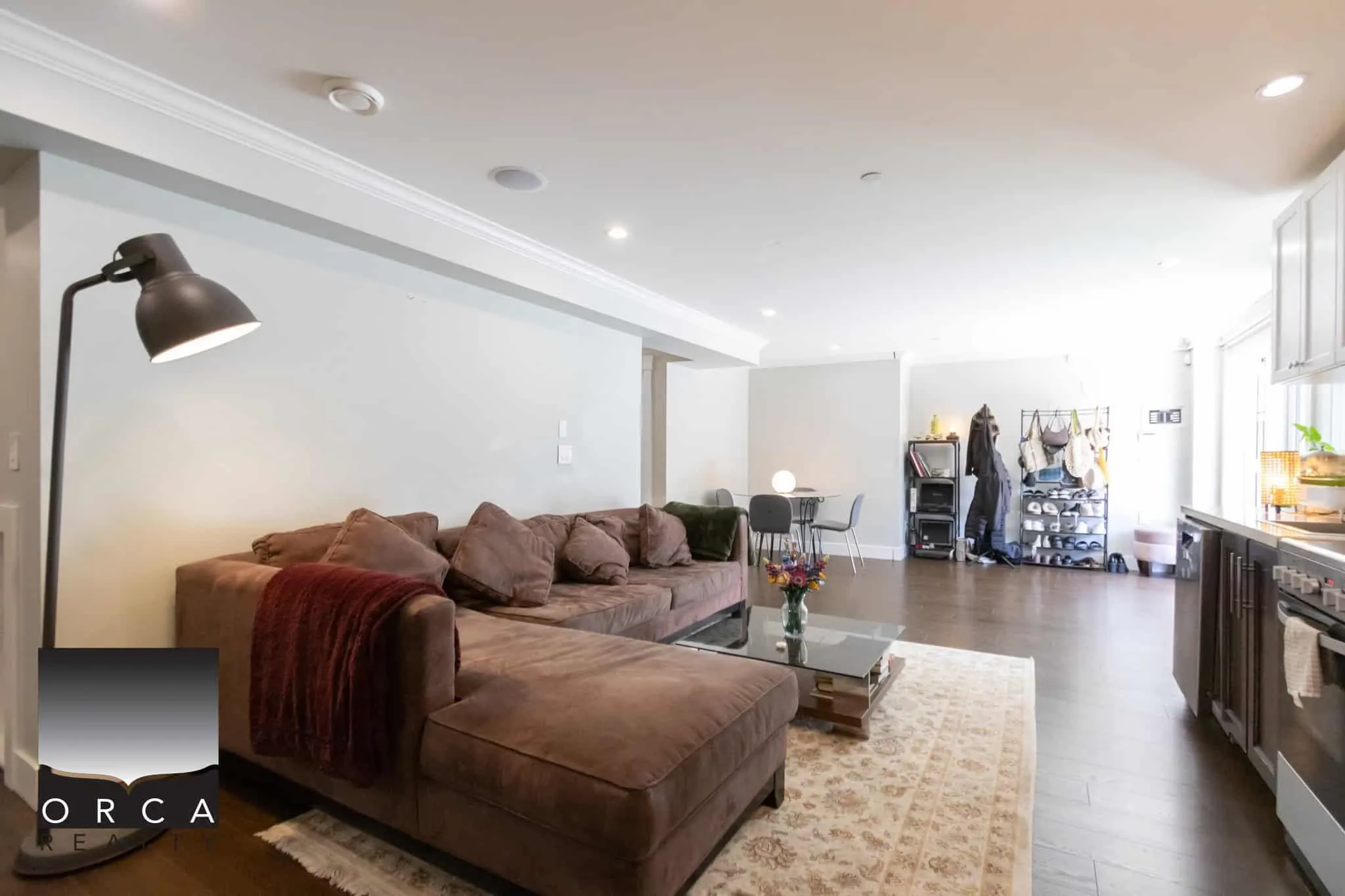 Furnished 1270 Kings Avenue