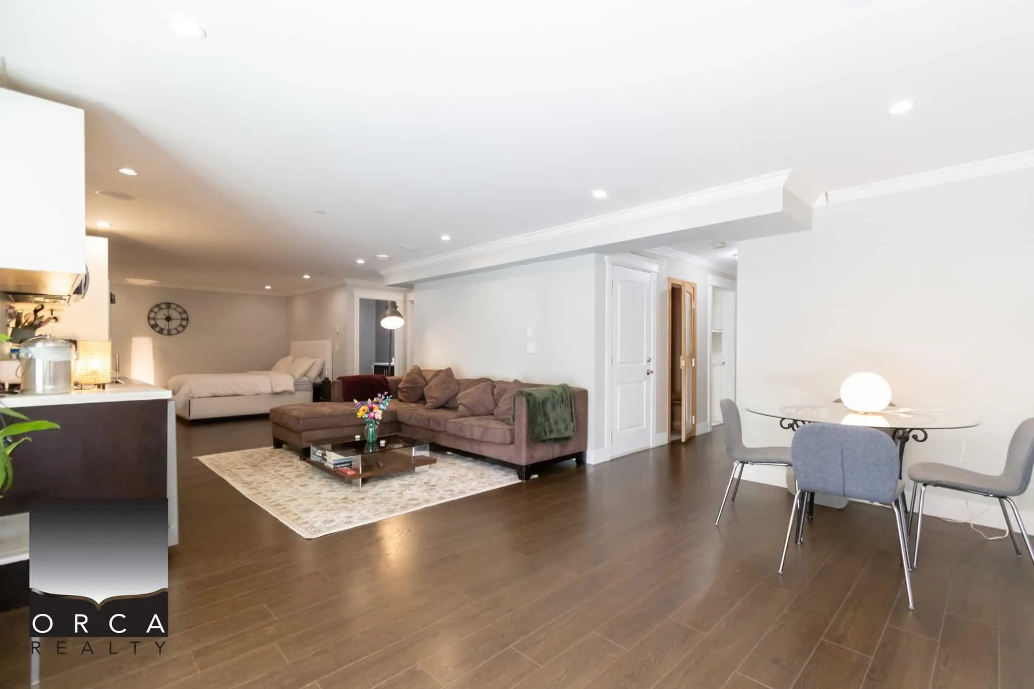 Furnished 1270 Kings Avenue