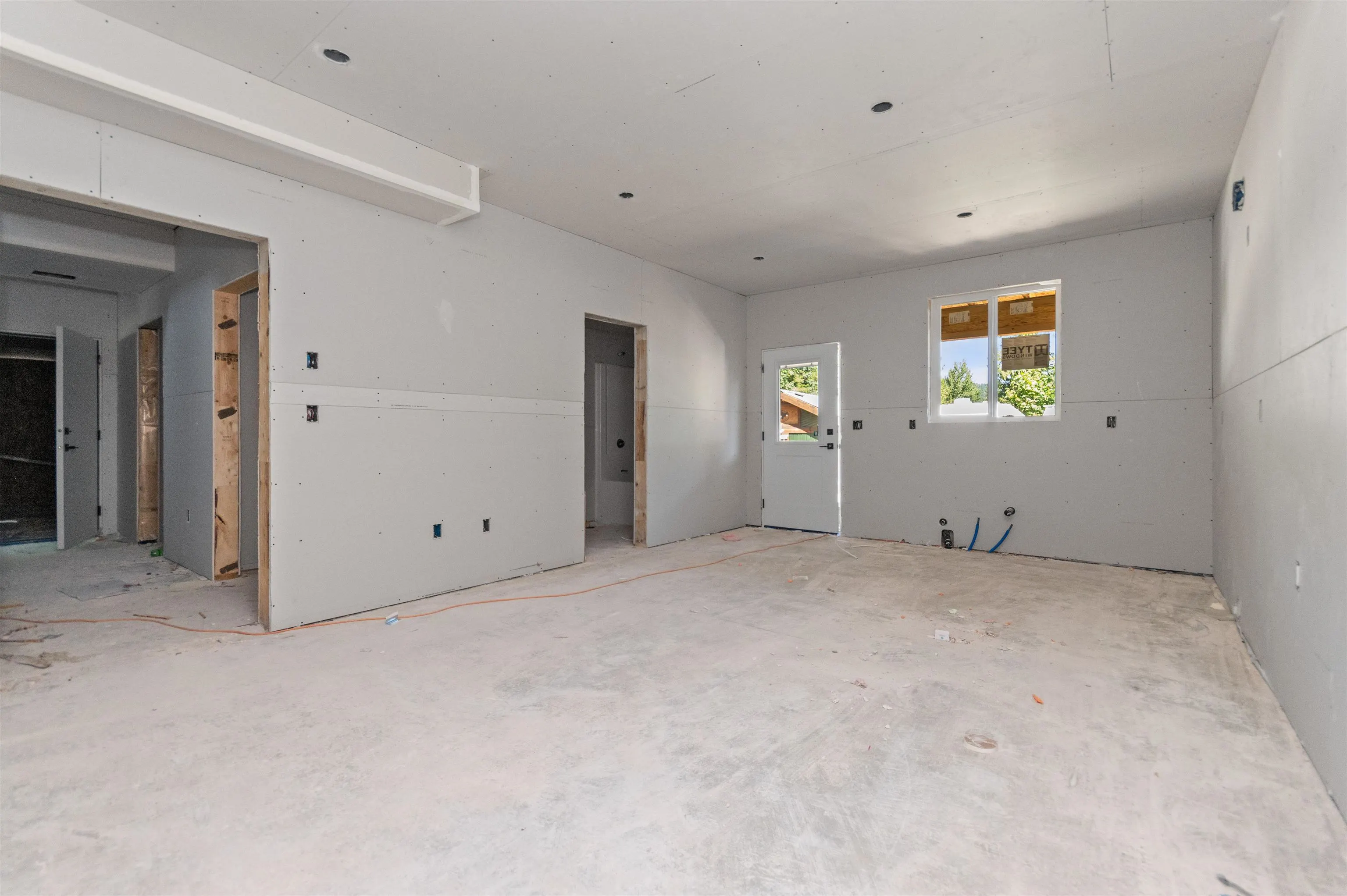 65897 Kawkawa Lake Road