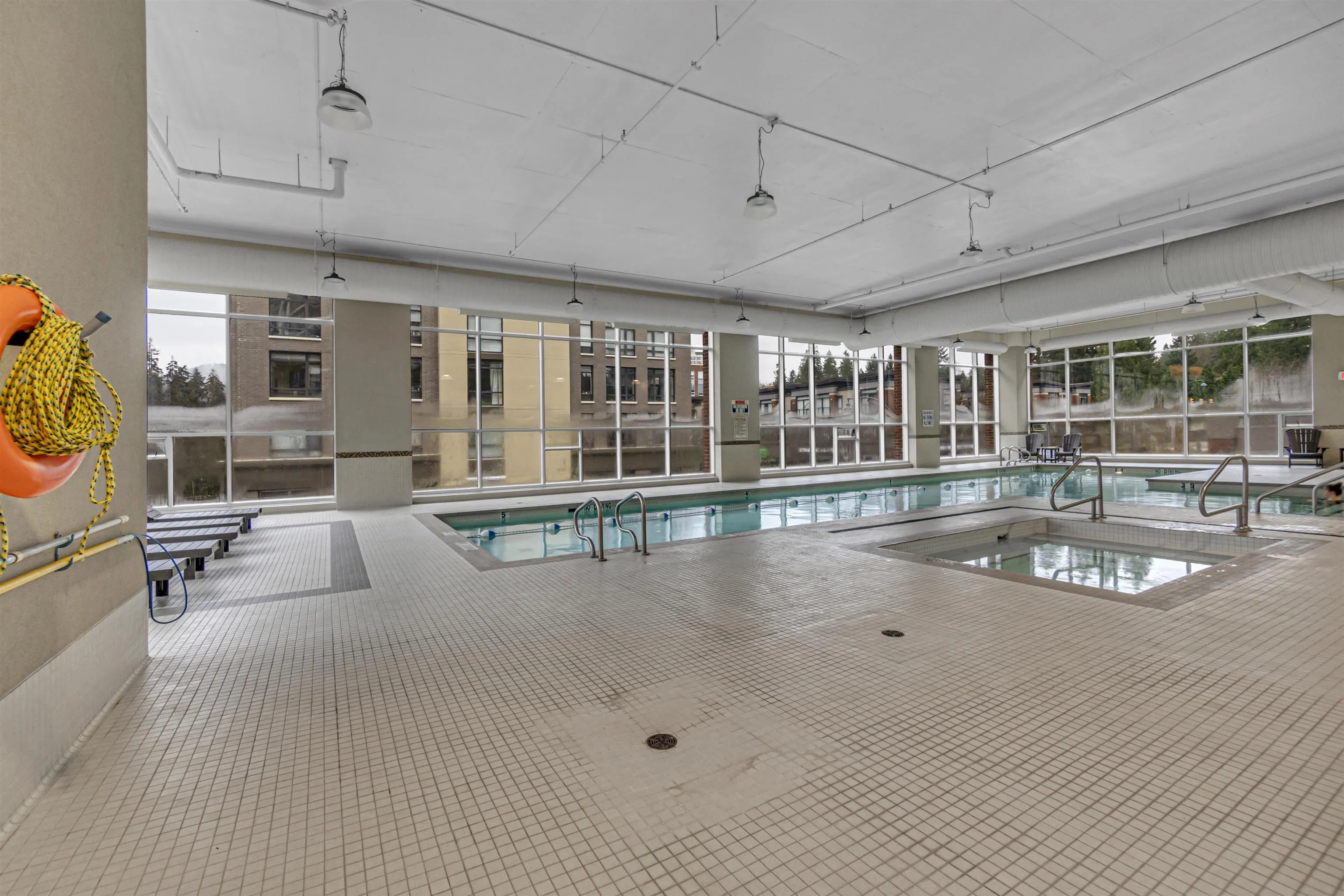 1602 400 Capilano Road