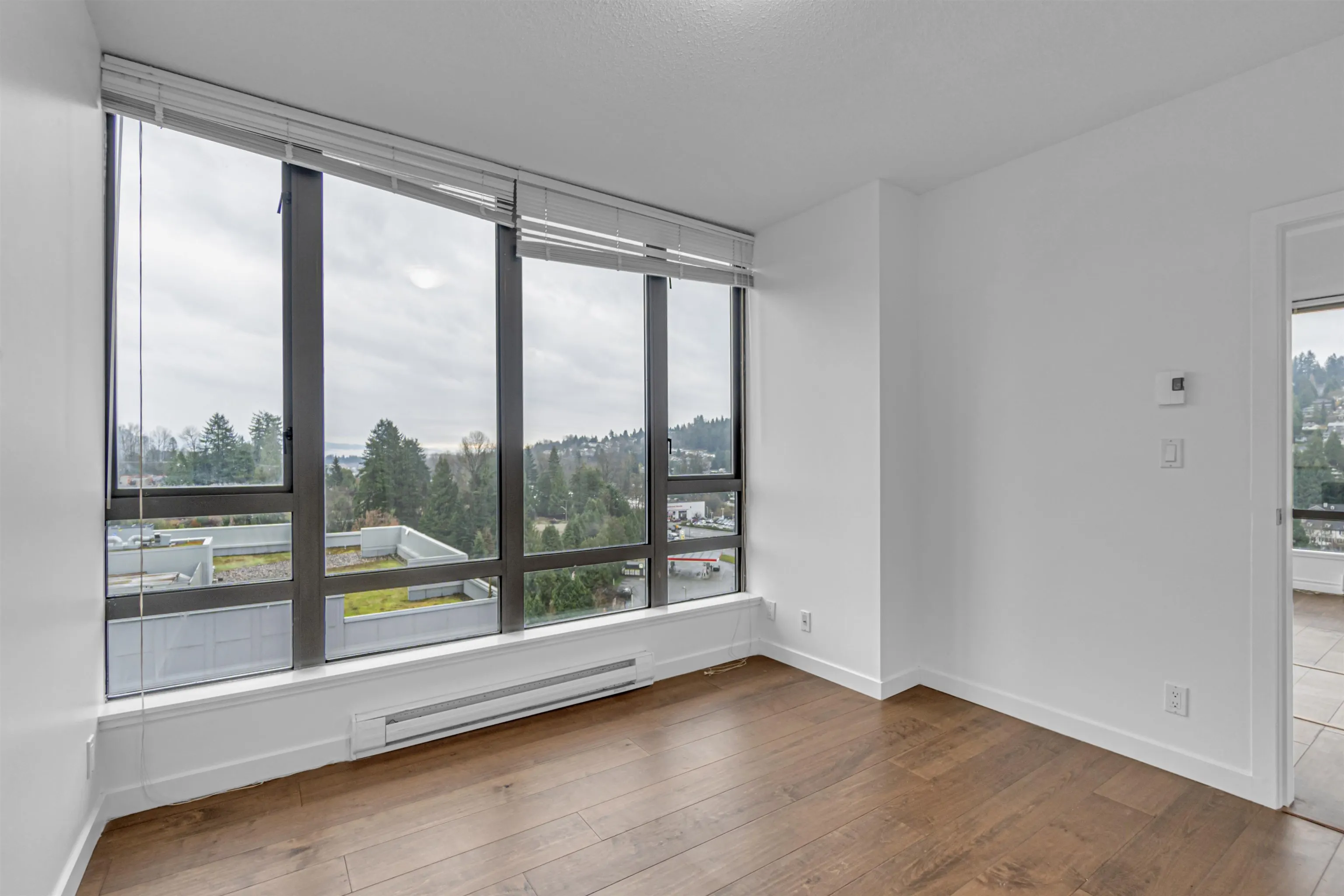 1602 400 Capilano Road