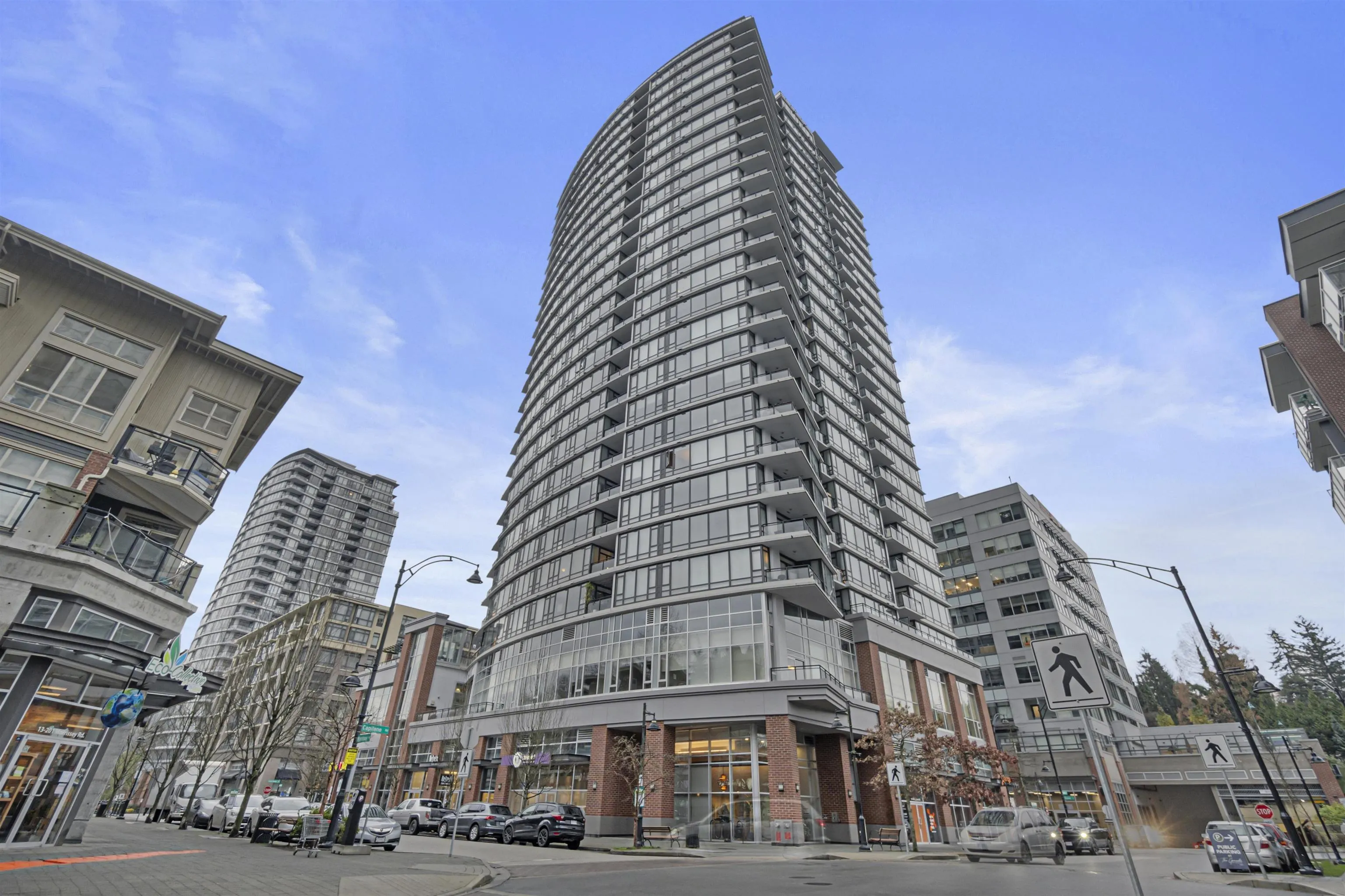 1602 400 Capilano Road