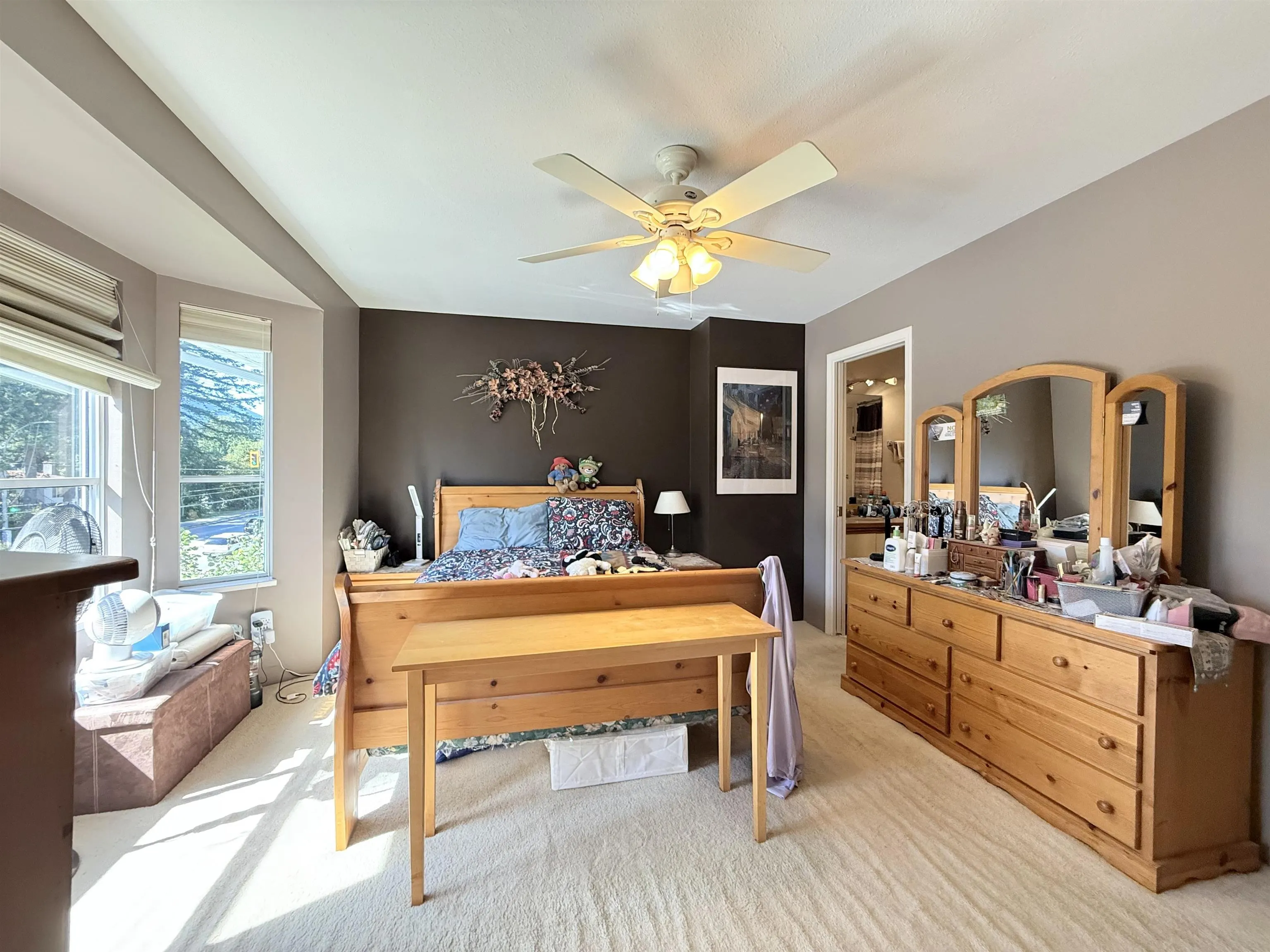 22 3476 Coast Meridian Road