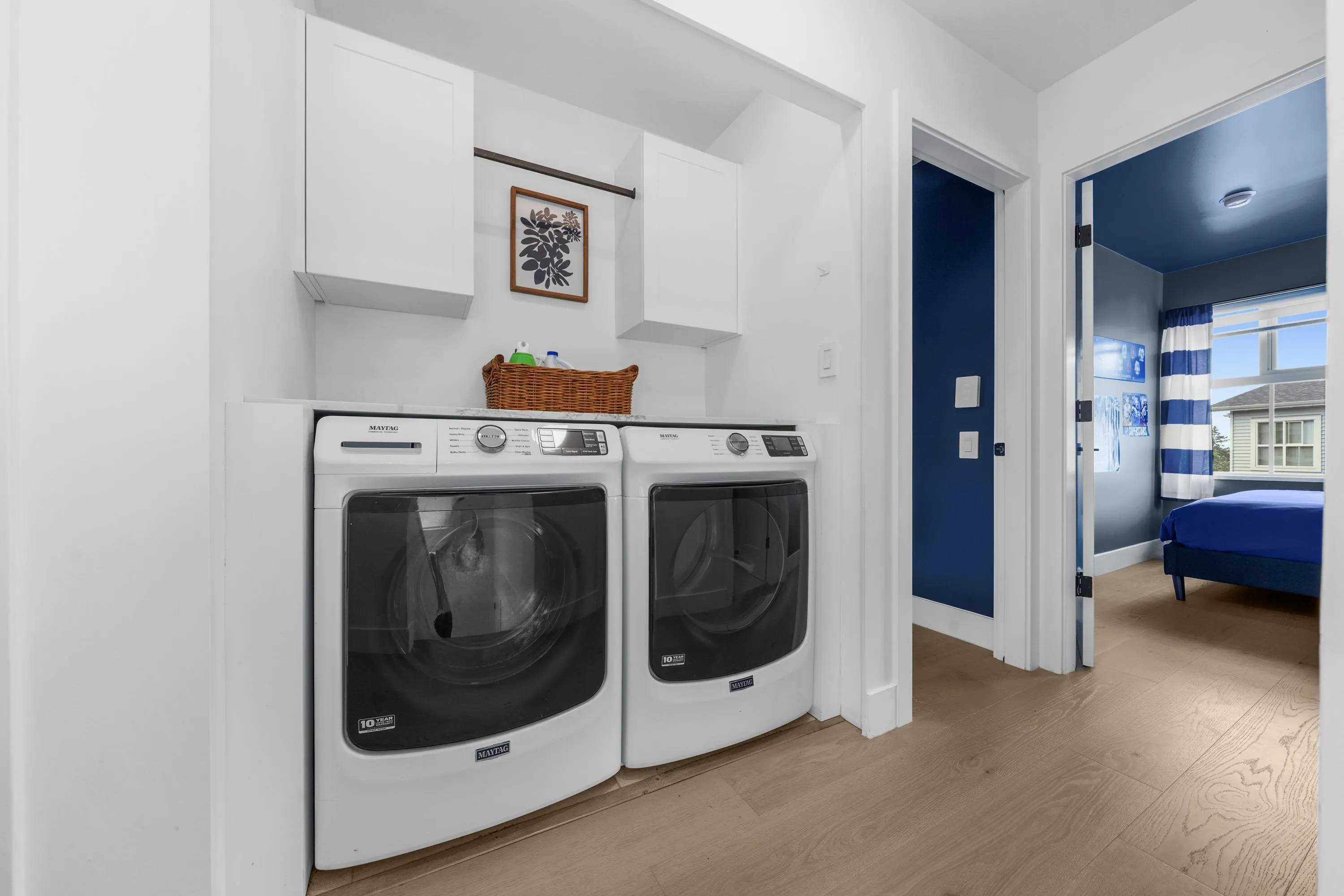 13 4638 Orca Way