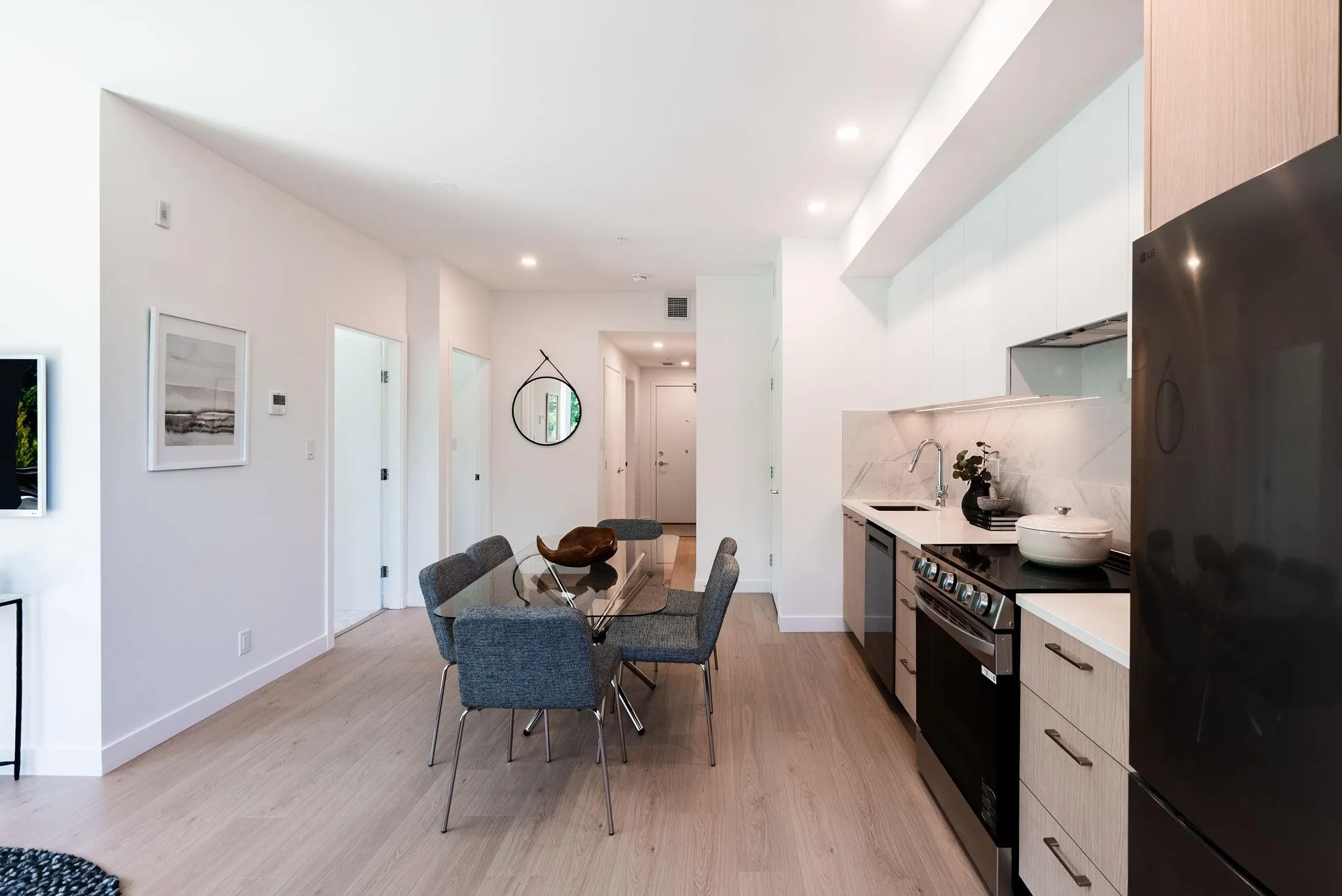 507 154 James Road