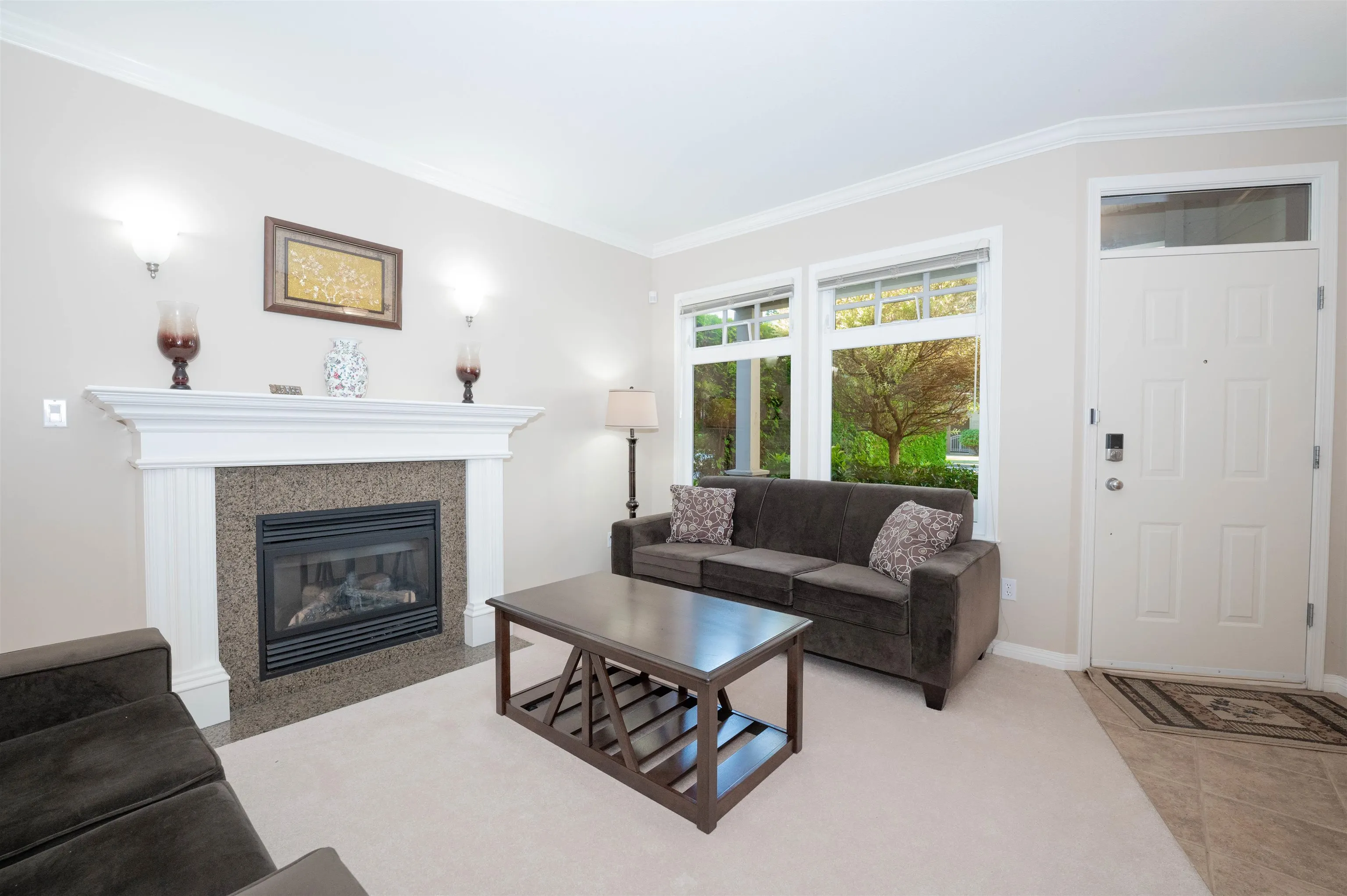 9382 Pauleshin Crescent