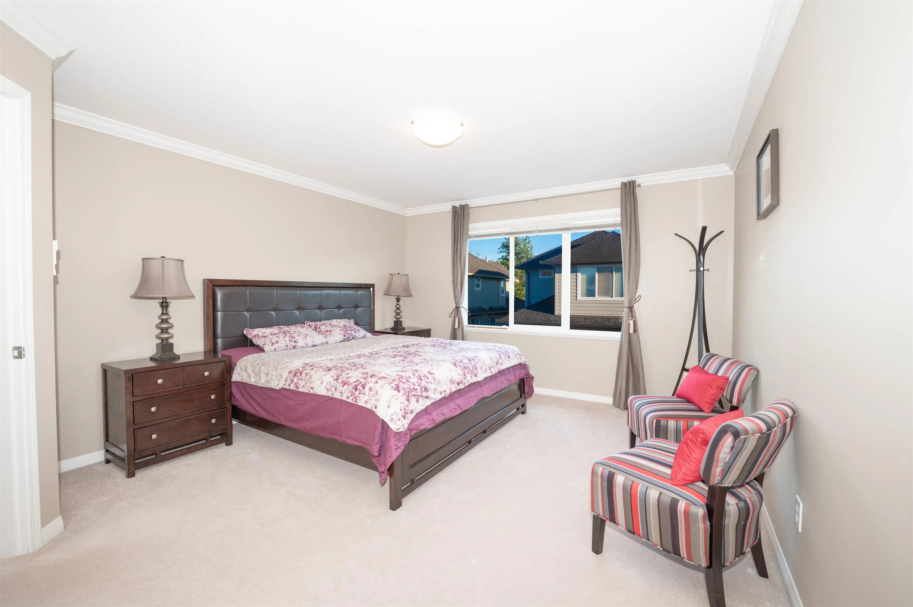 9382 Pauleshin Crescent
