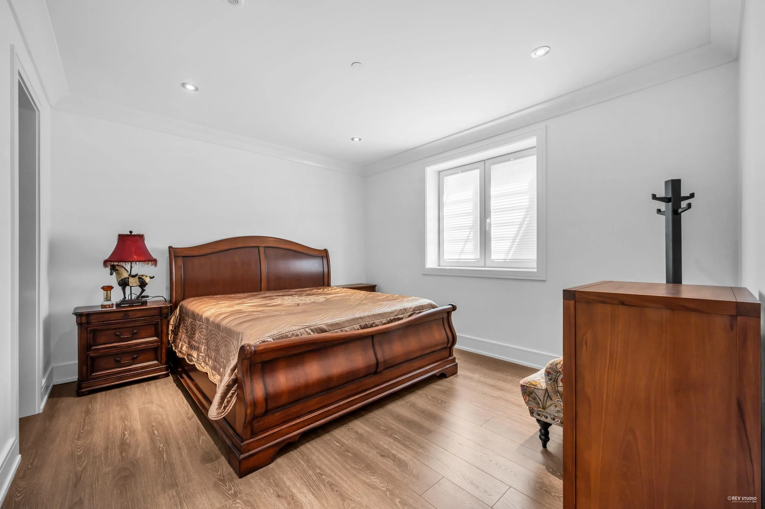 13657 Marine Drive