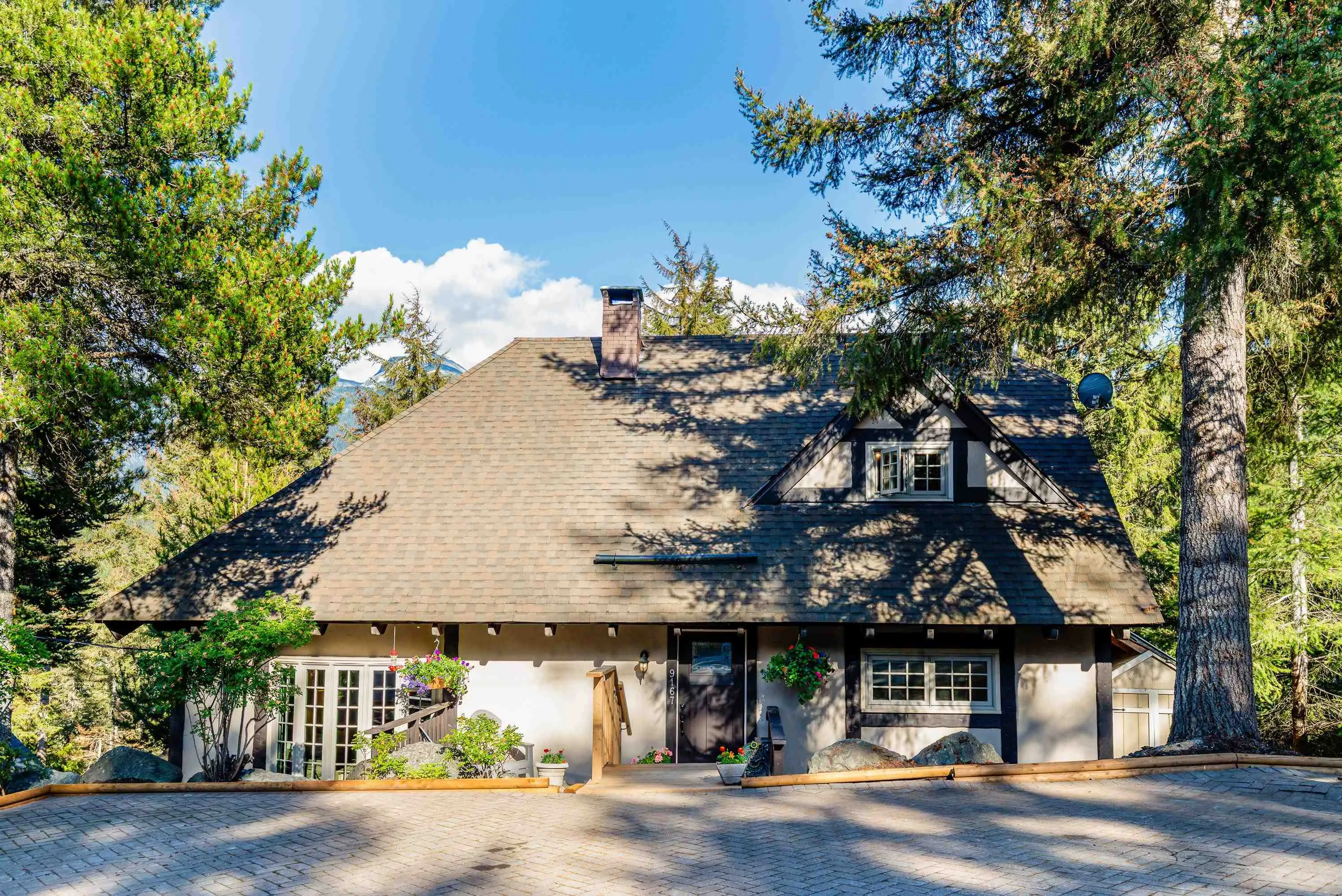 9167 Emerald Drive