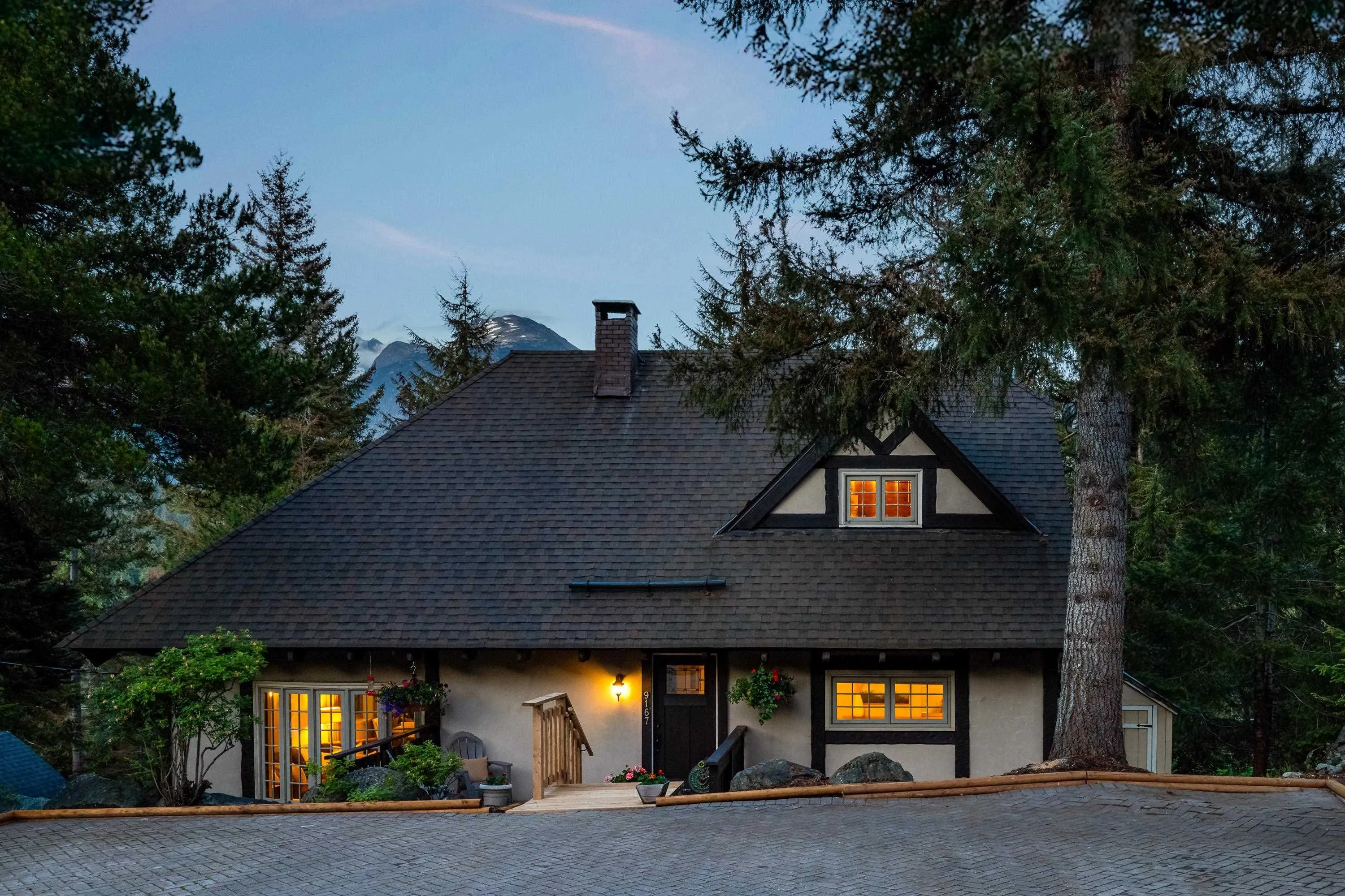 9167 Emerald Drive