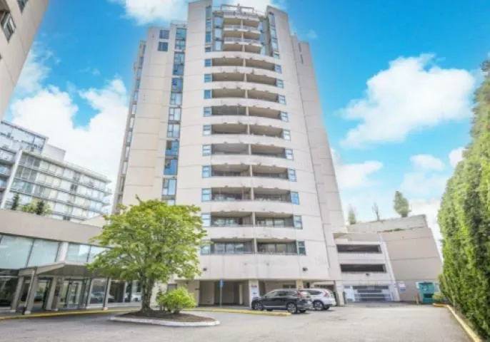 703 8246 Lansdowne Road