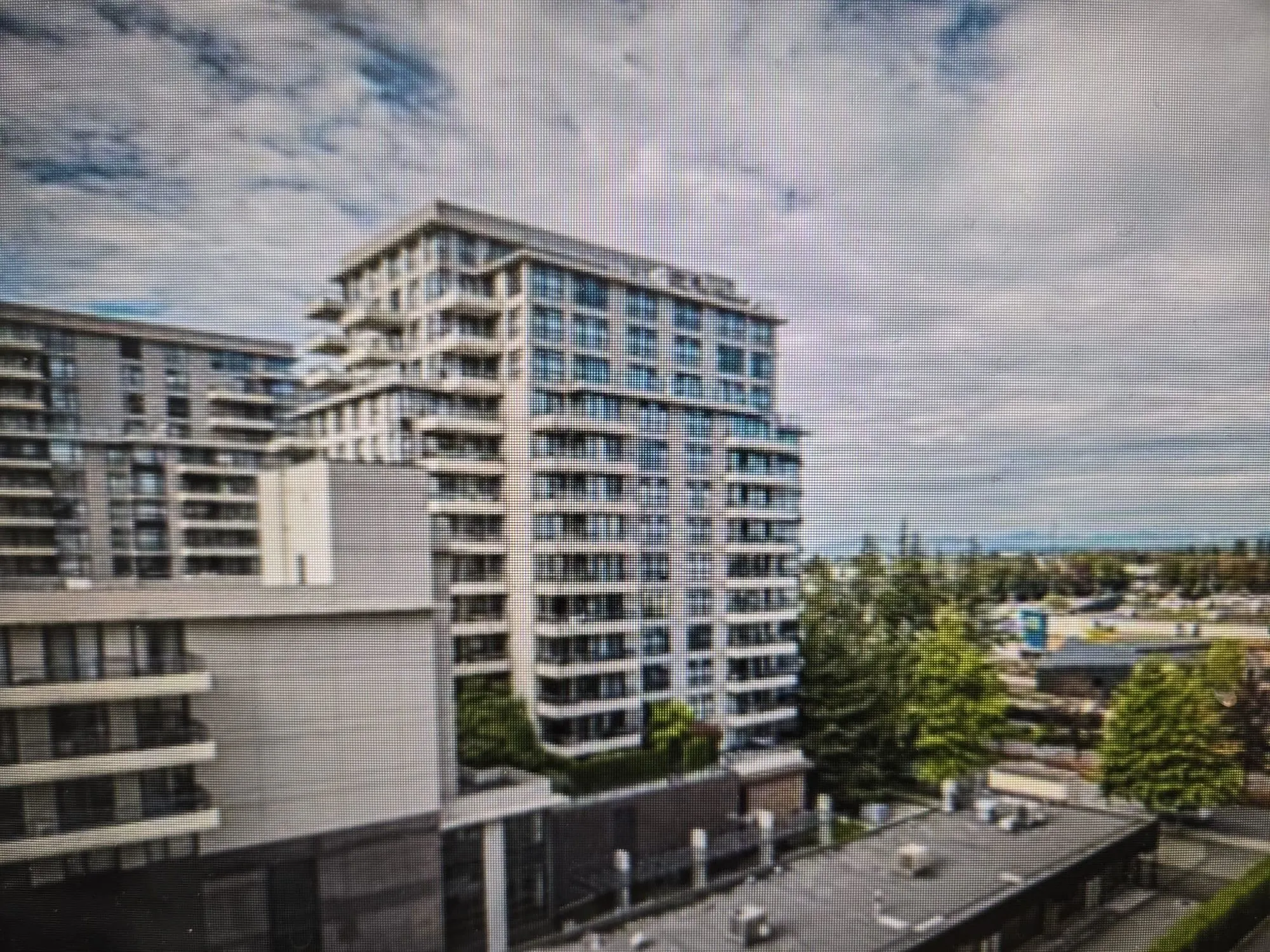 703 8246 Lansdowne Road