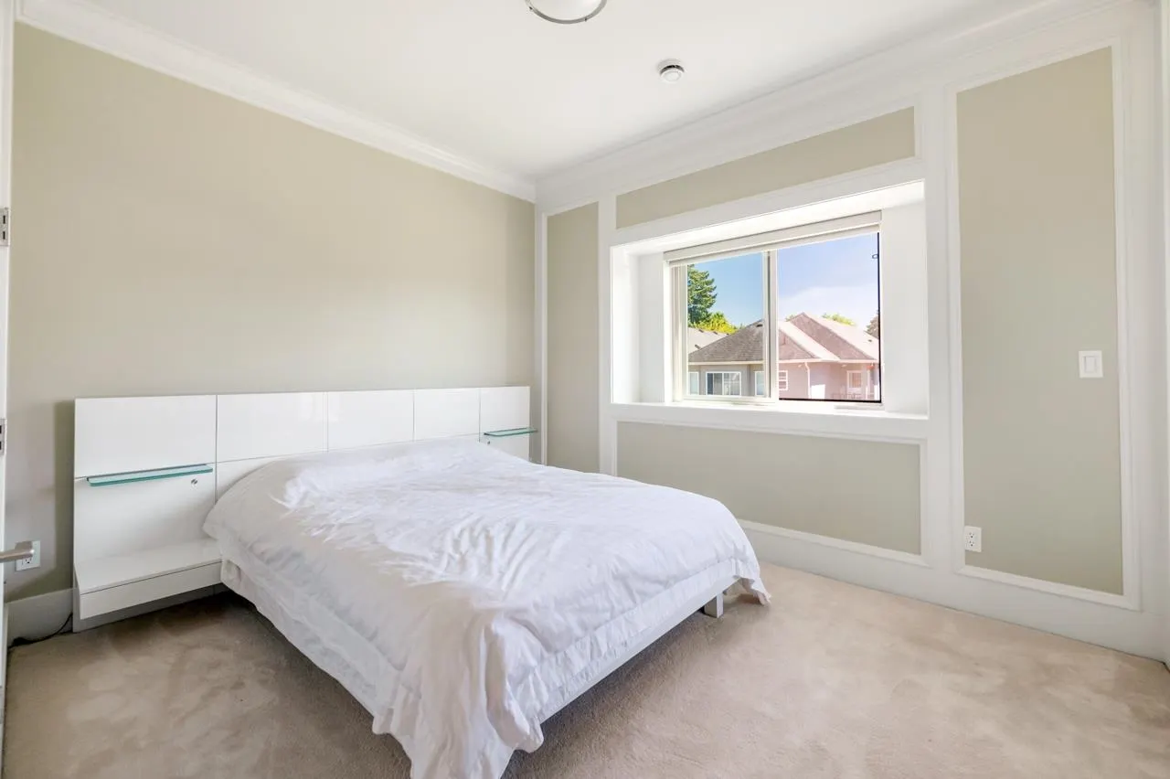 8520 Littlemore Place
