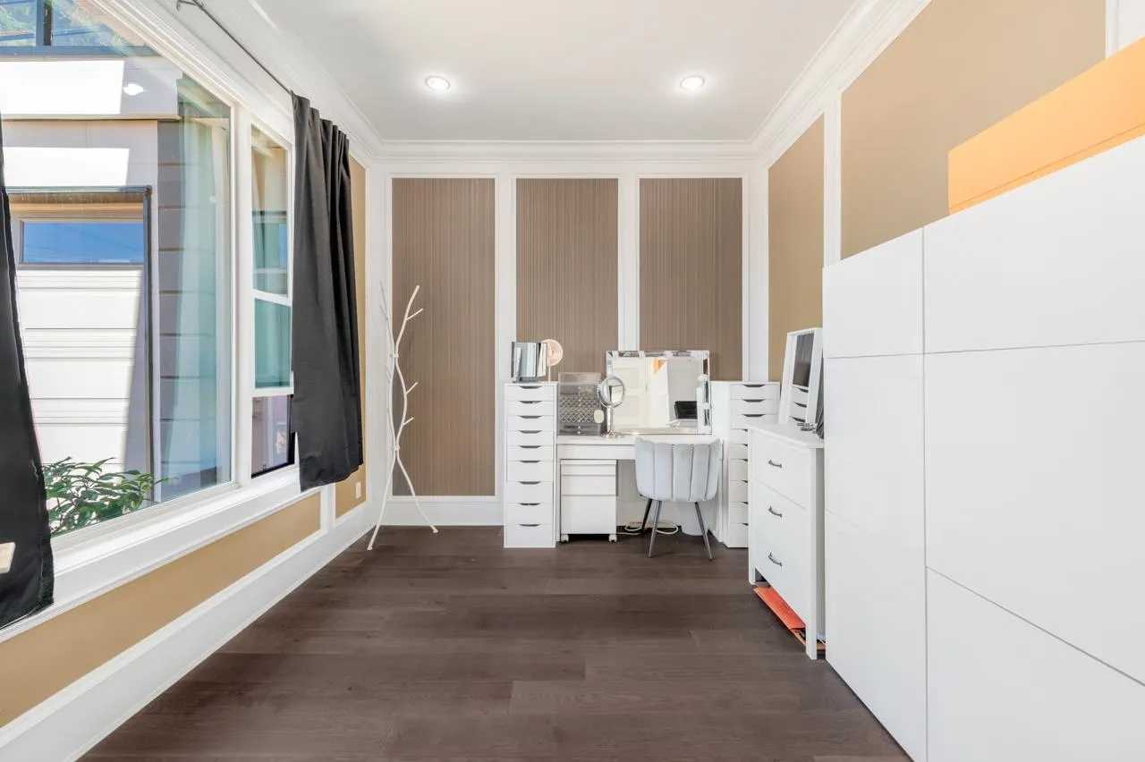 8520 Littlemore Place