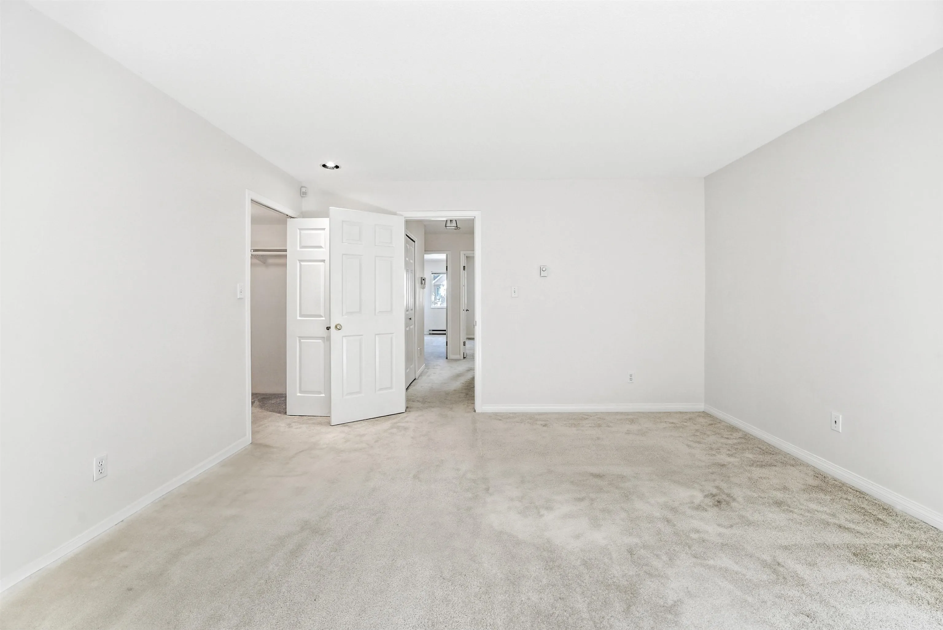 6 8031 General Currie Road