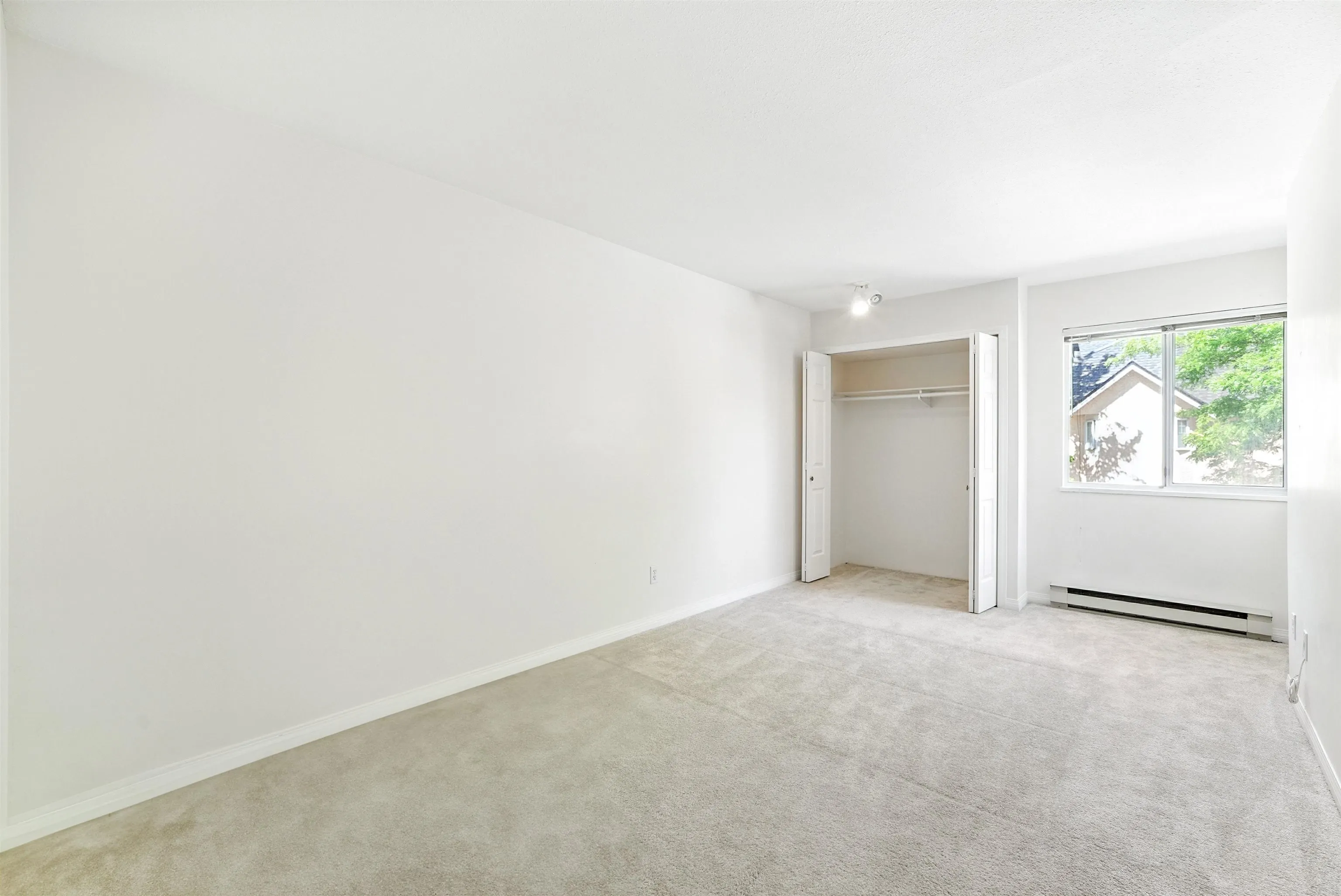 6 8031 General Currie Road