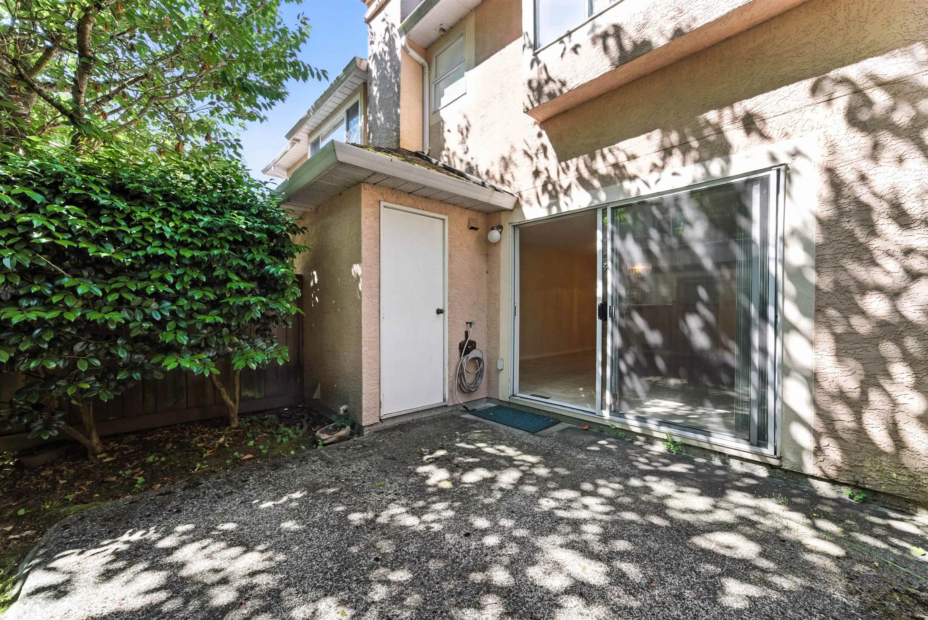 6 8031 General Currie Road