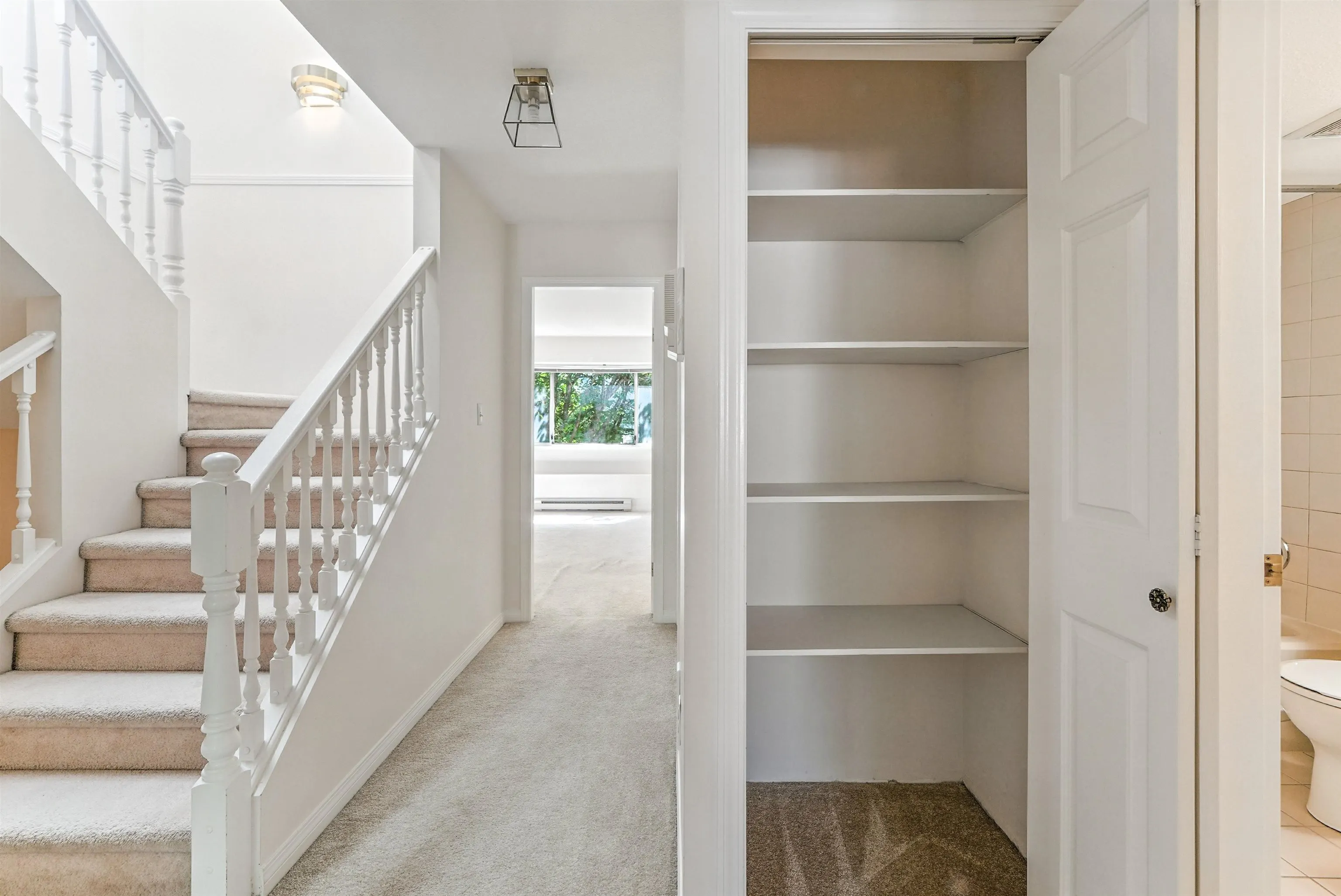 6 8031 General Currie Road