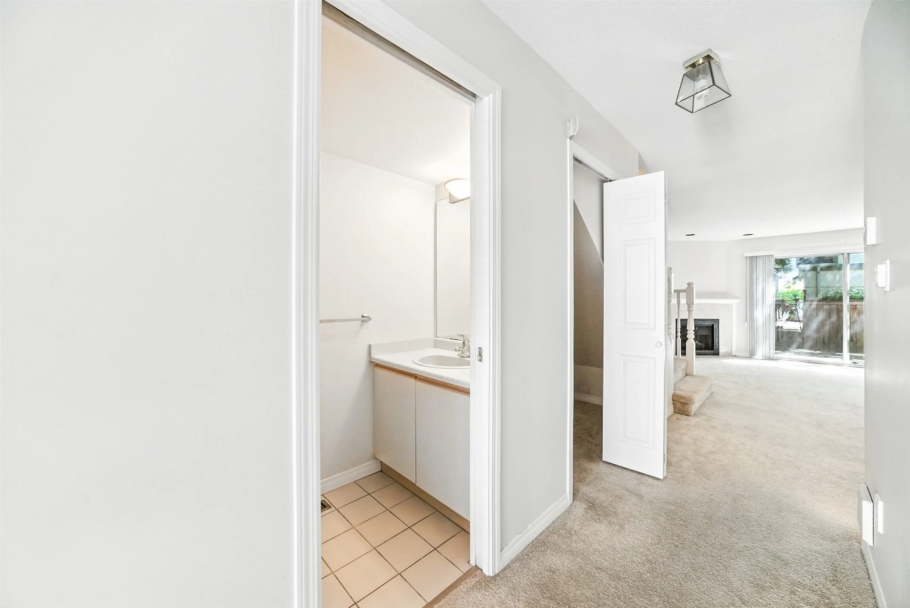 6 8031 General Currie Road