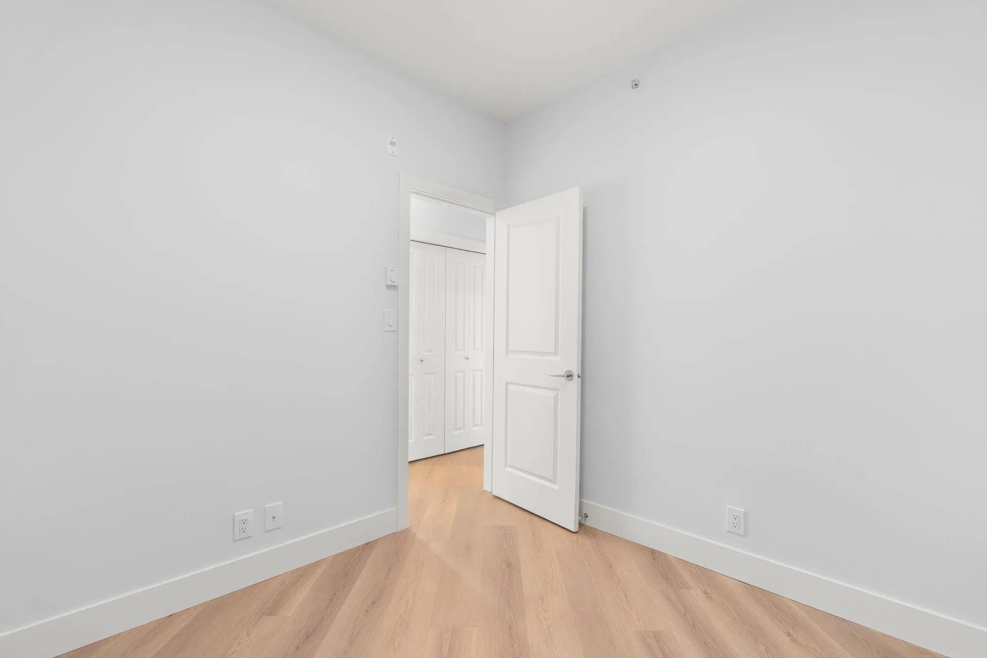 412 15956 86a Avenue