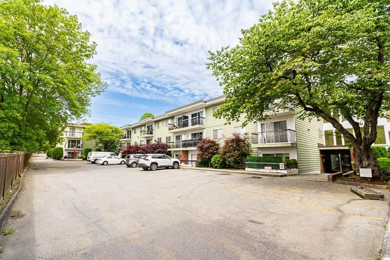 135B 8635 120 Street