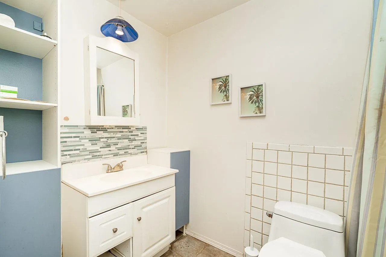 135B 8635 120 Street