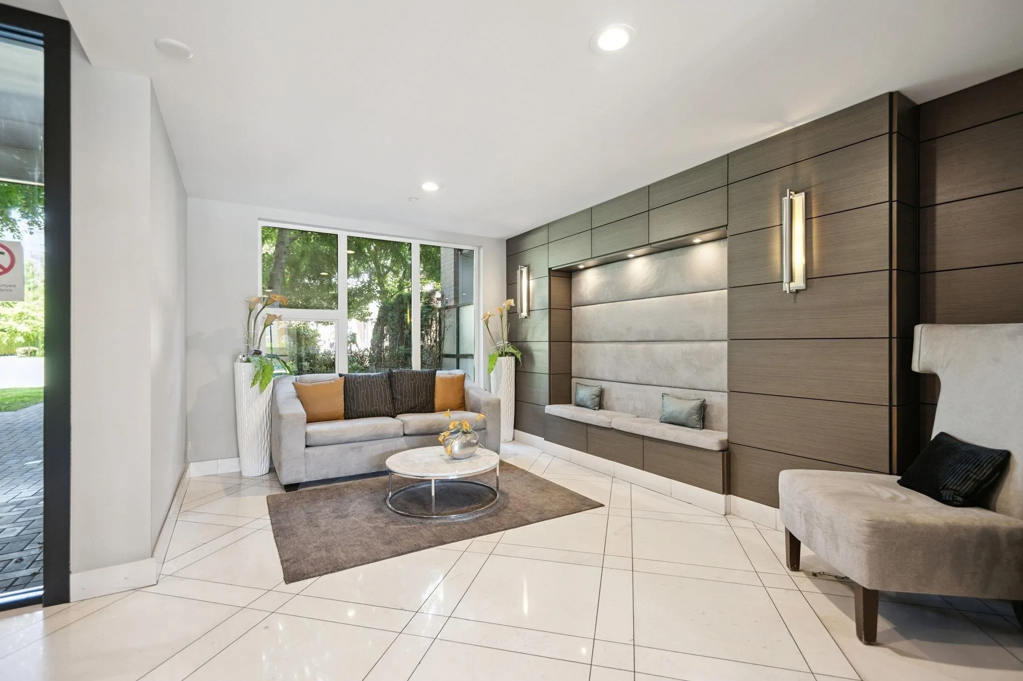 523 9311 Alexandra Road