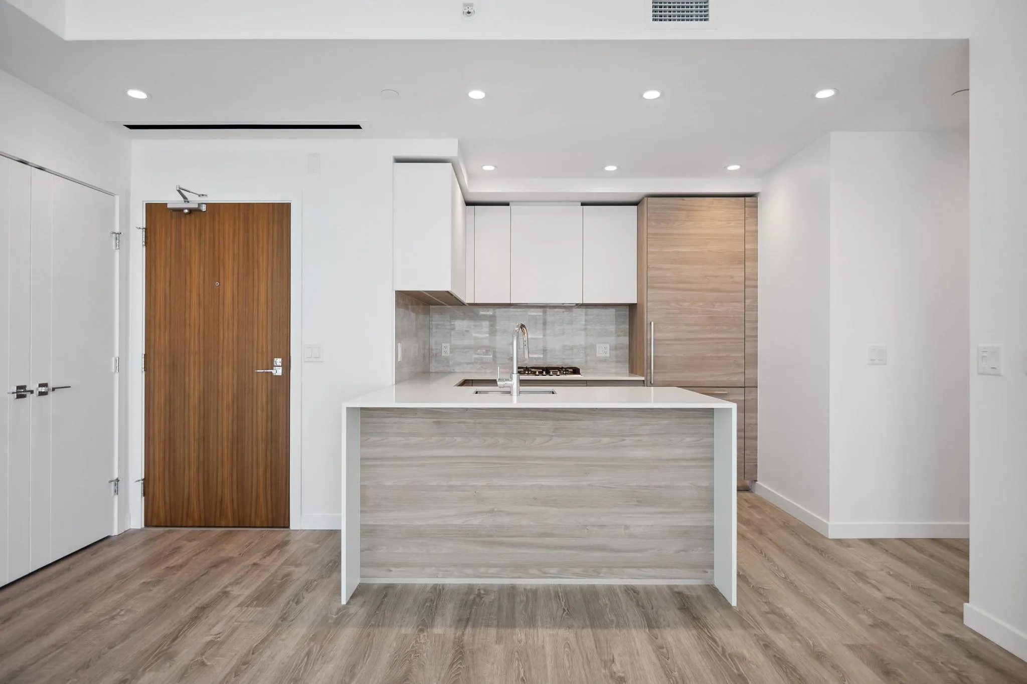 3105 660 Quayside Drive