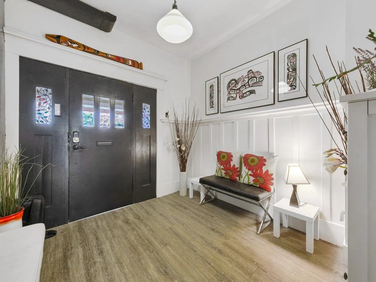 153 W 19th Avenue