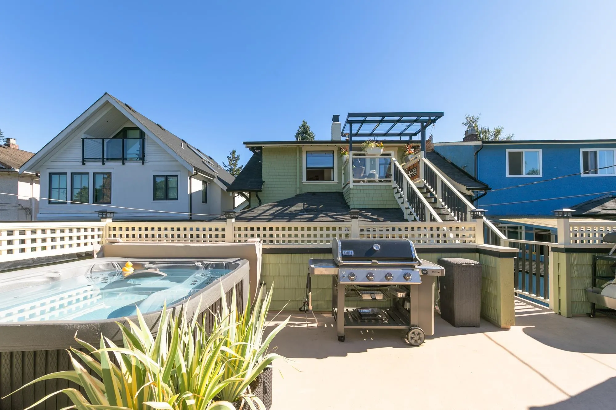 153 W 19th Avenue
