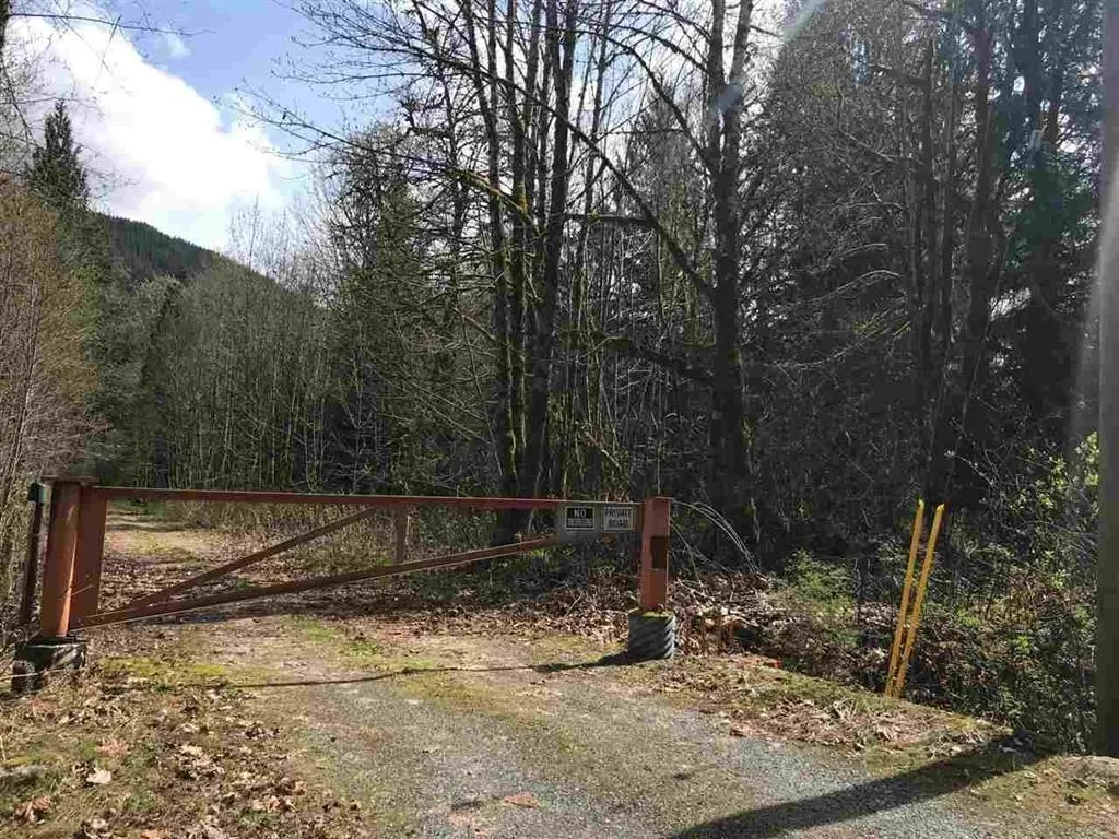 DL 993 Squamish Valley Road