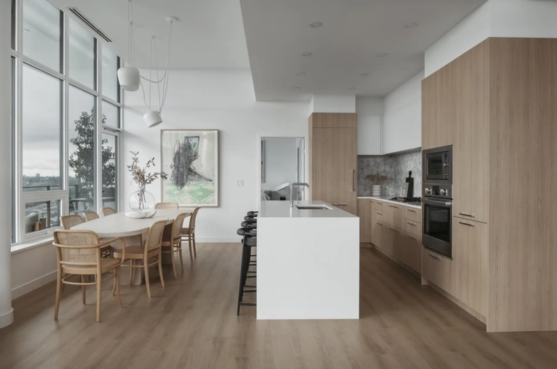 2701 2425 Alpha Avenue
