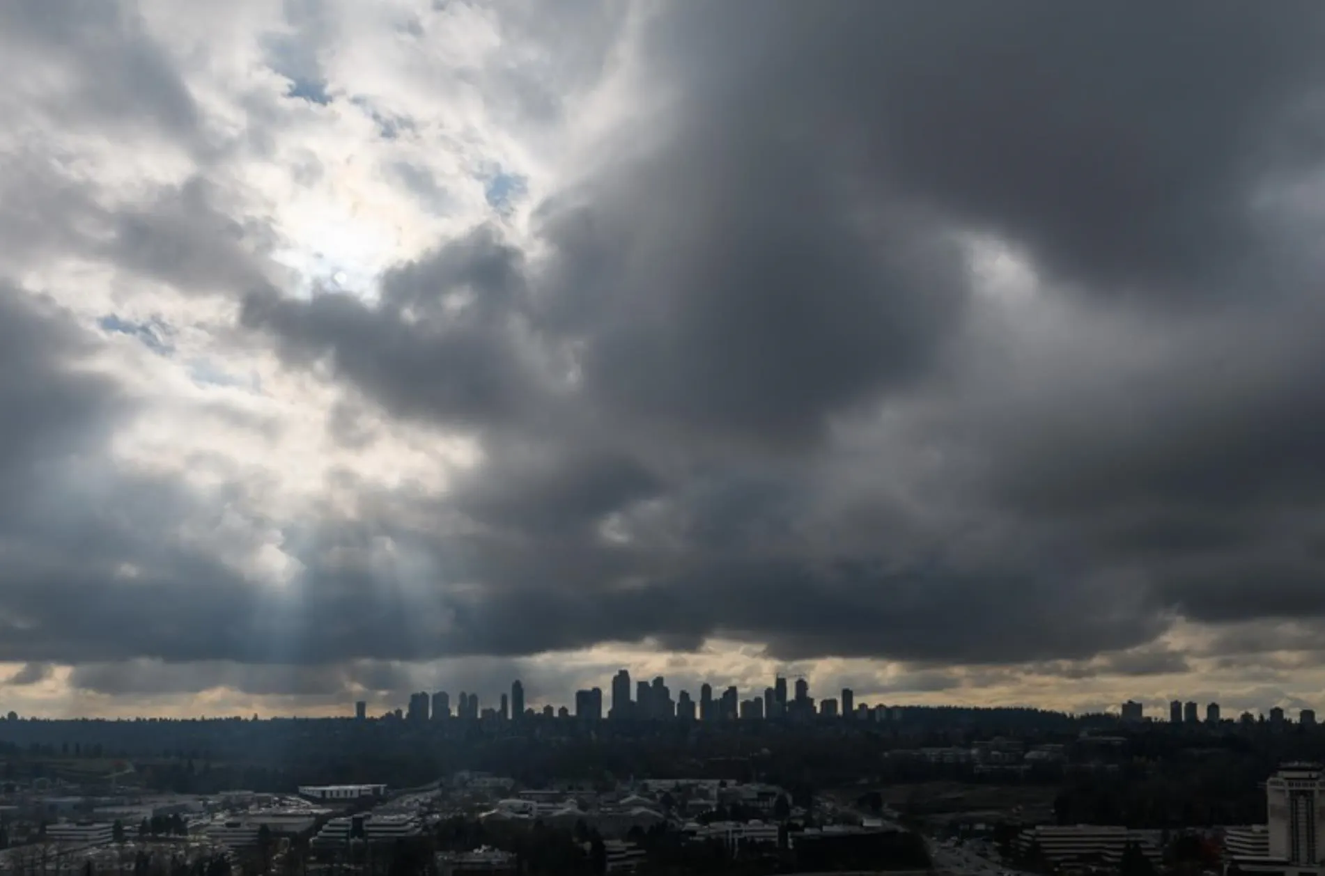 2701 2425 Alpha Avenue