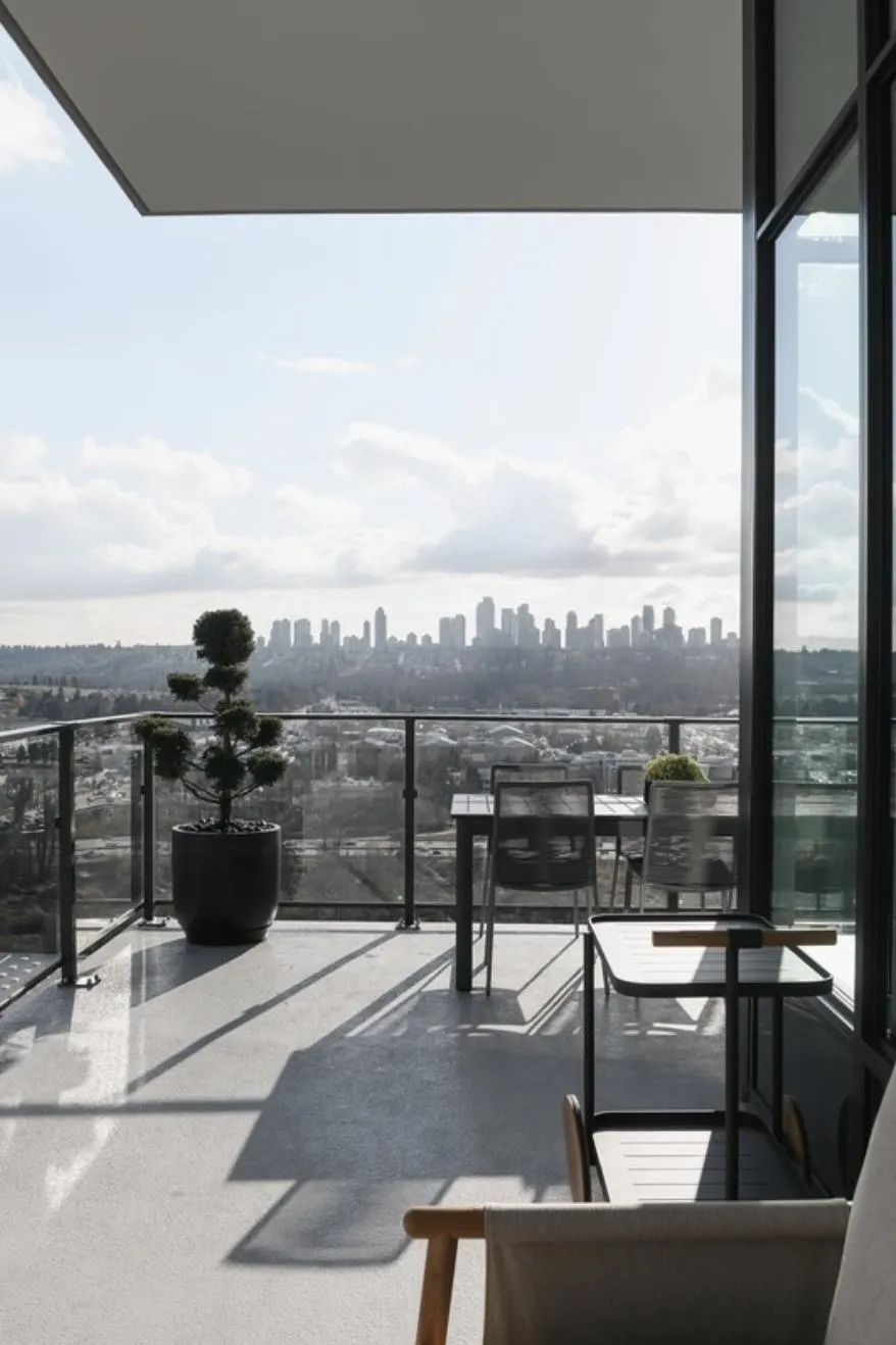 2701 2425 Alpha Avenue