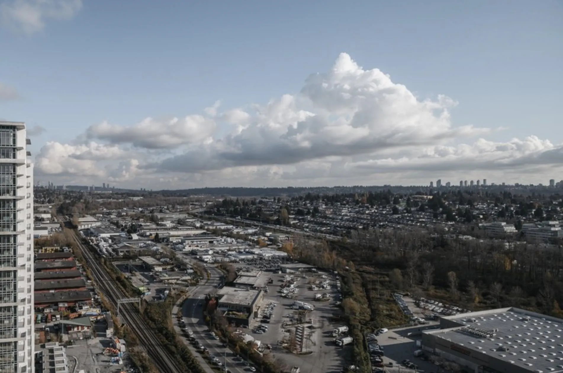 2701 2425 Alpha Avenue