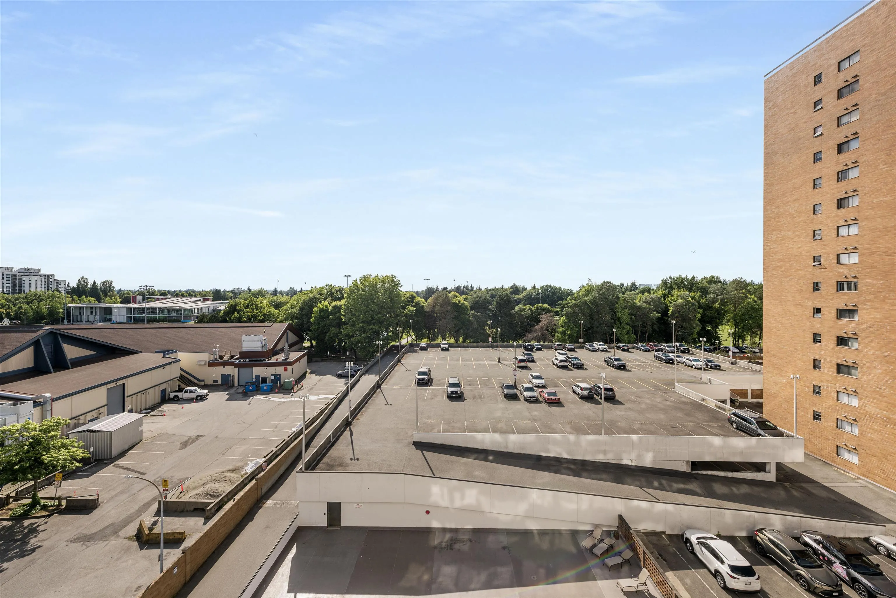 808 6651 Minoru Boulevard