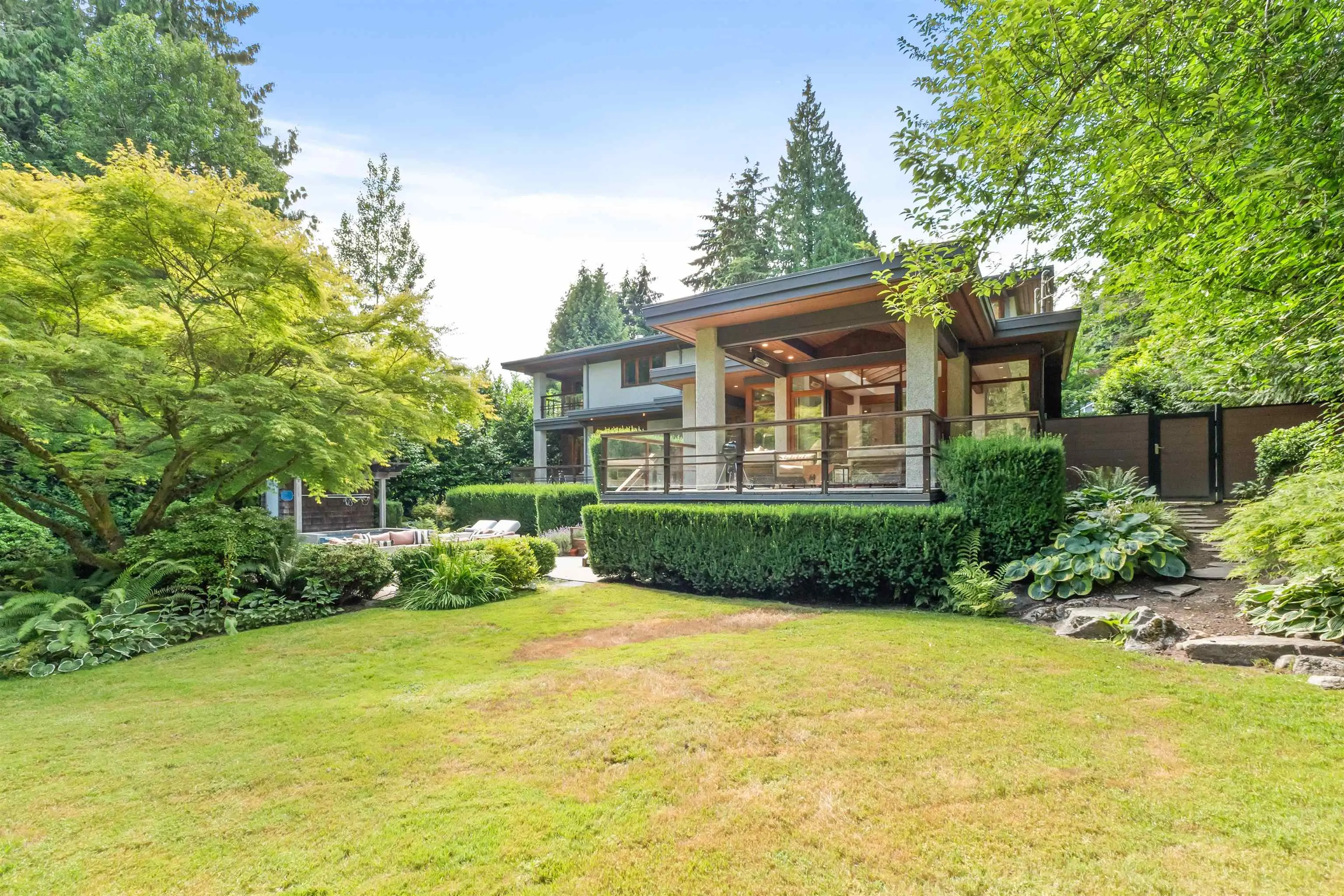 510 Eastcot Road
