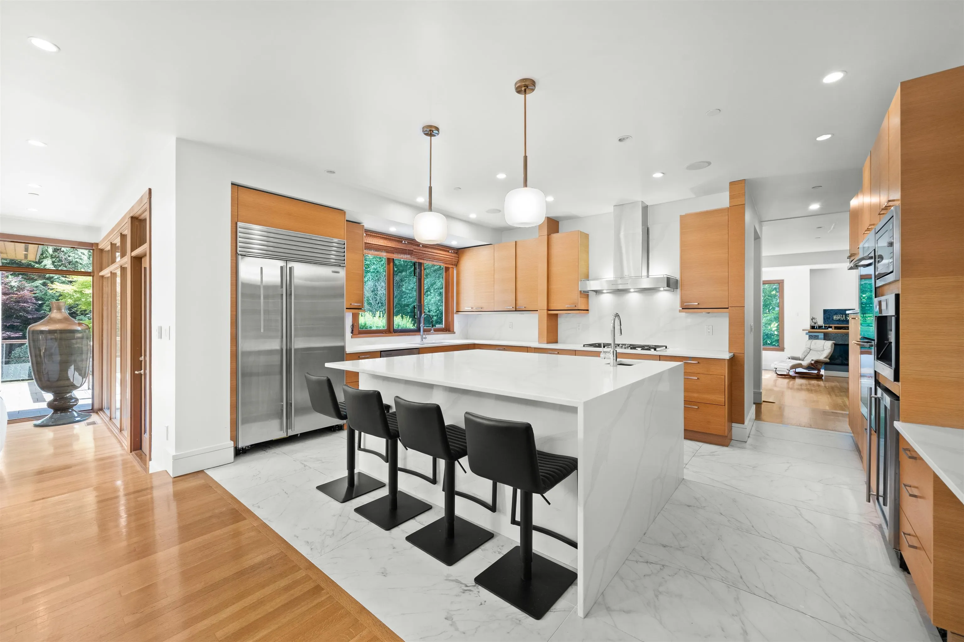 510 Eastcot Road