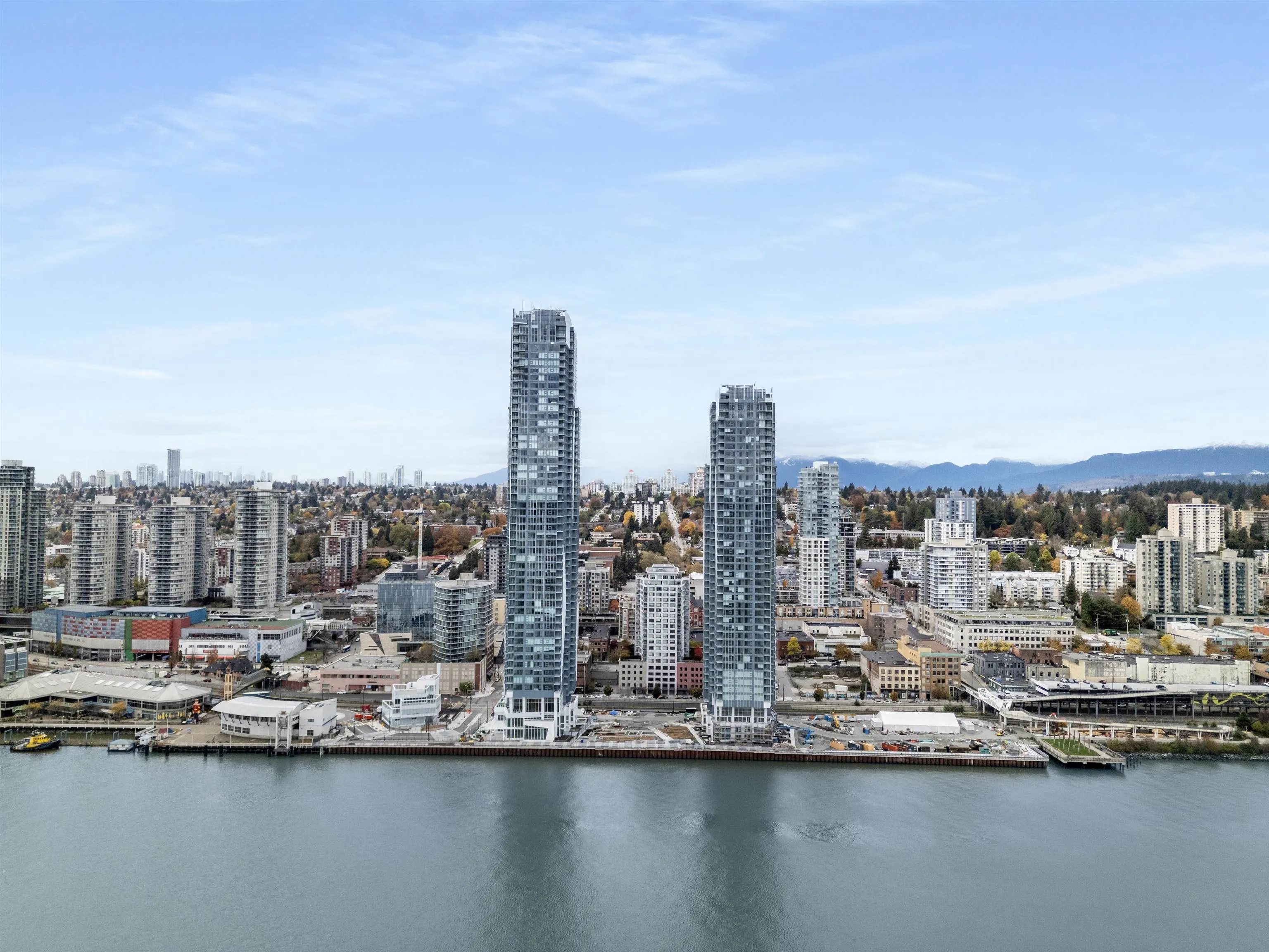 4008 680 Quayside Drive