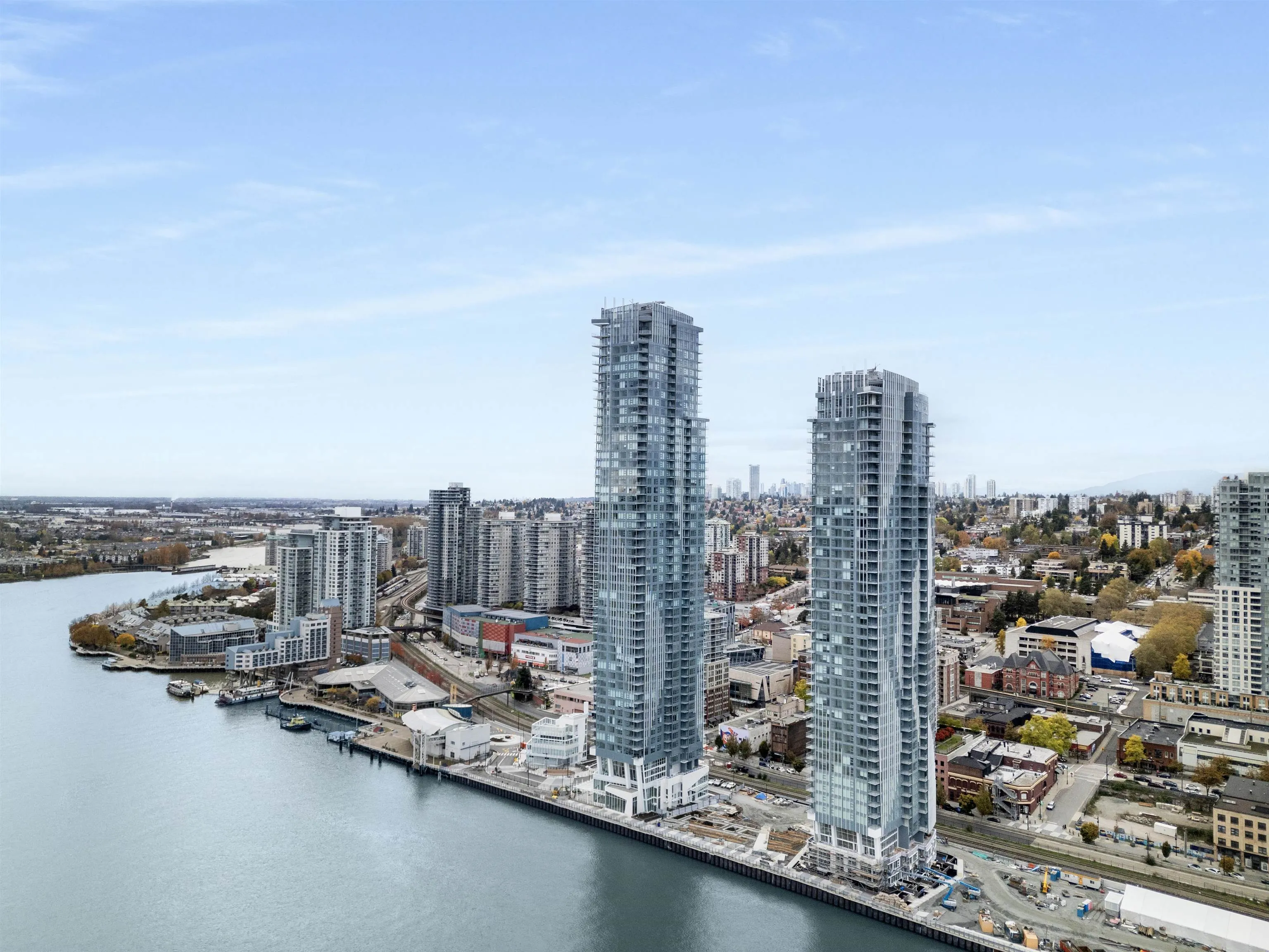 4008 680 Quayside Drive