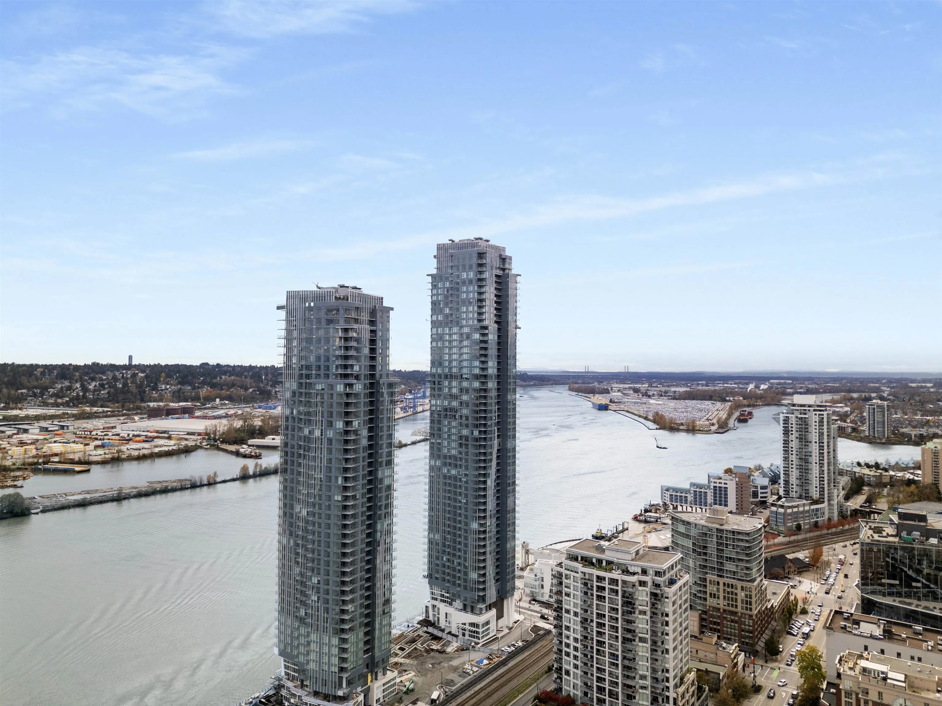 4008 680 Quayside Drive