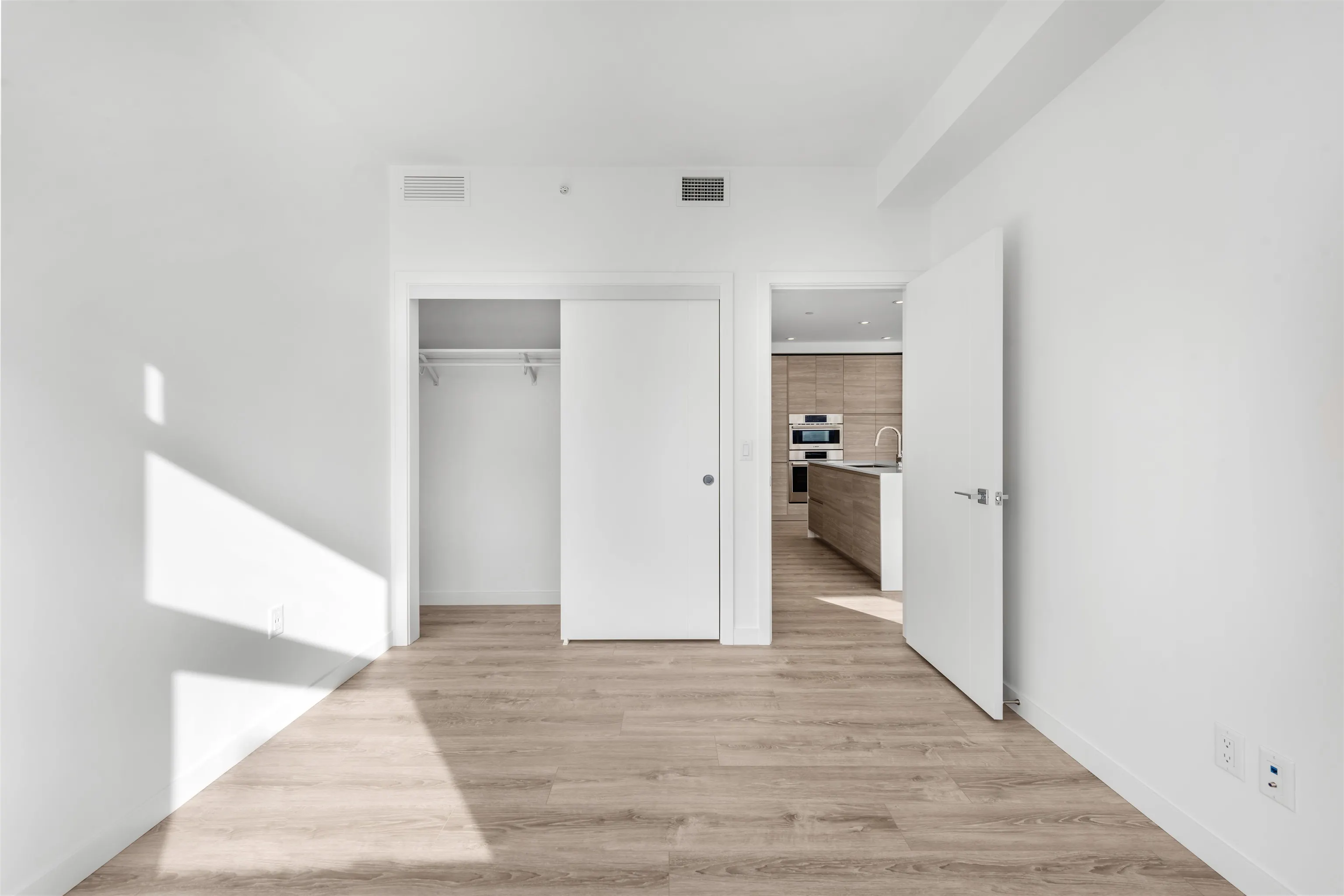 4008 680 Quayside Drive