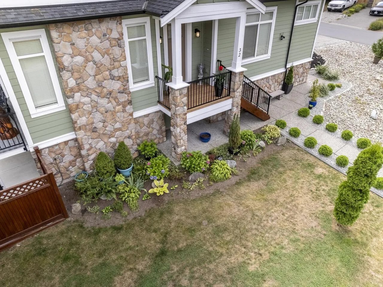 32 14550 Morris Valley Road