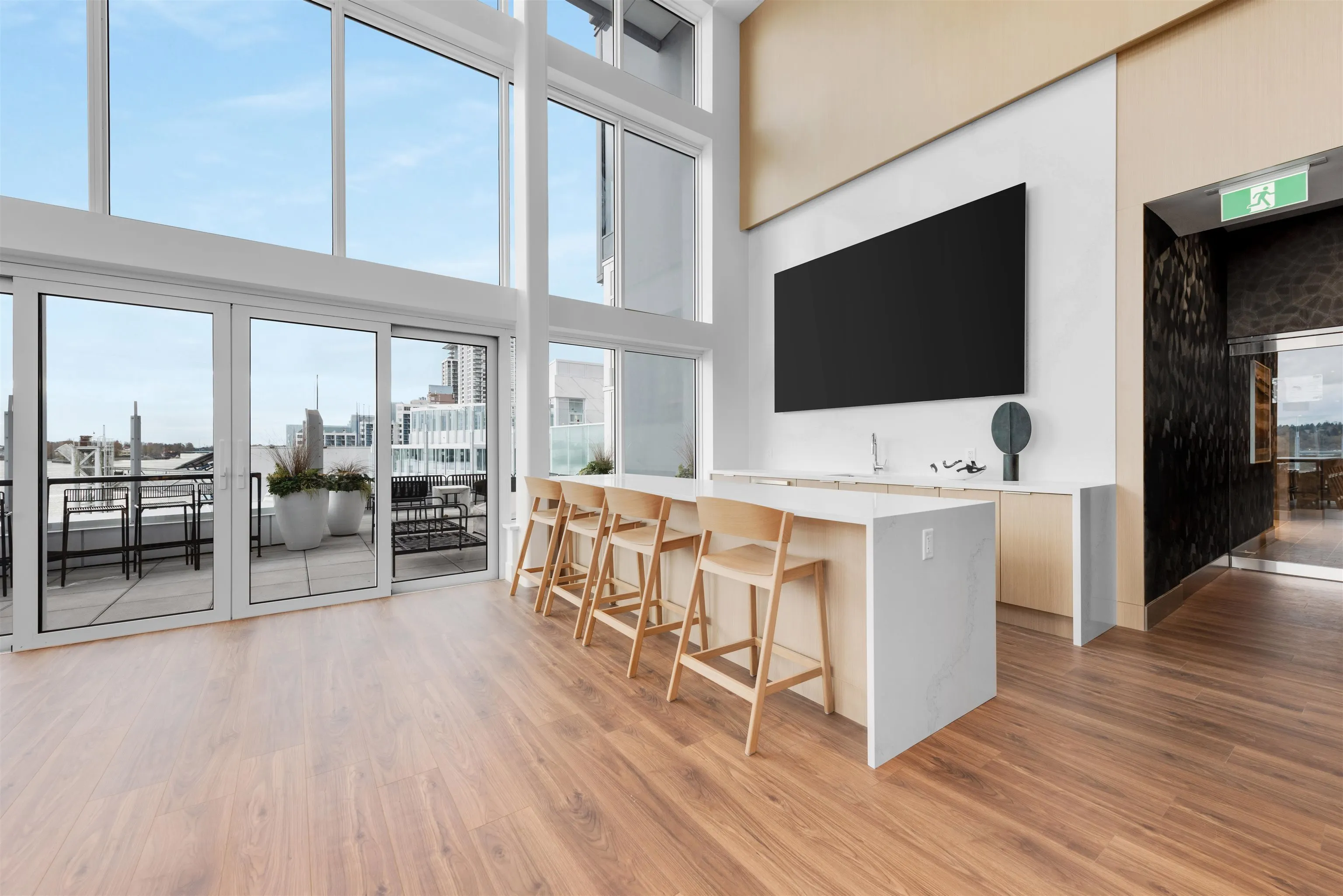 4001 680 Quayside Drive