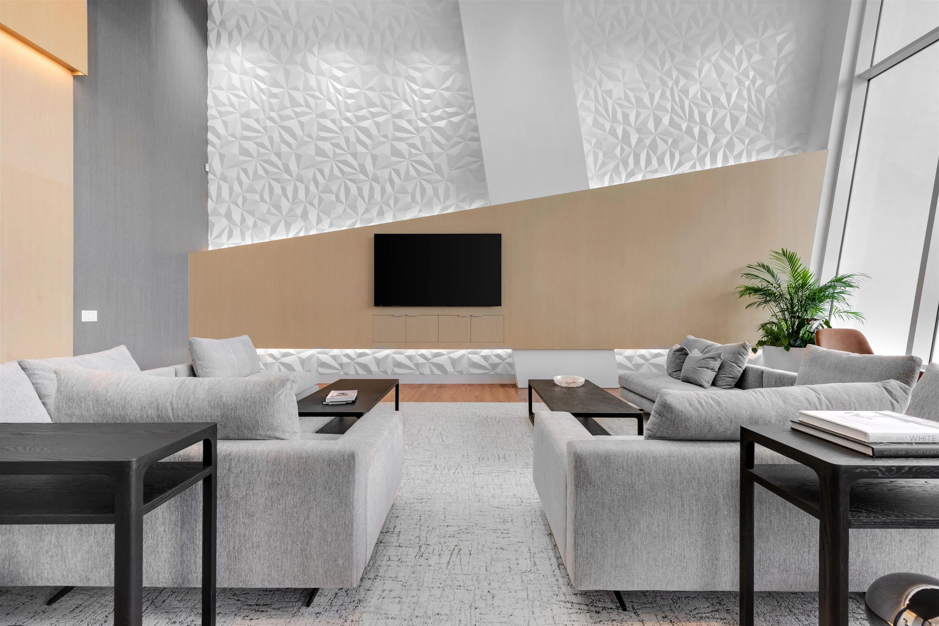 4001 680 Quayside Drive