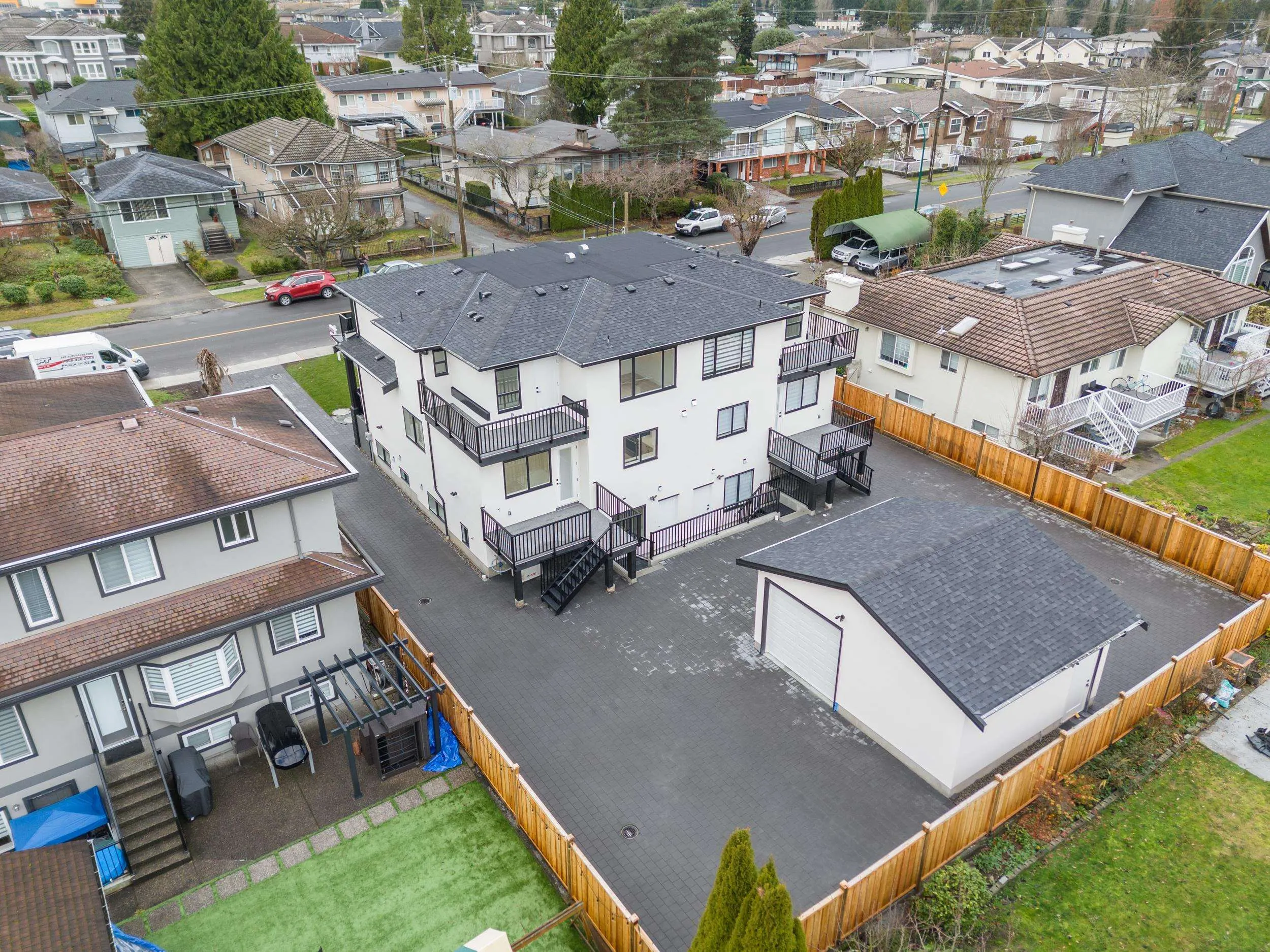 892 Sperling Avenue