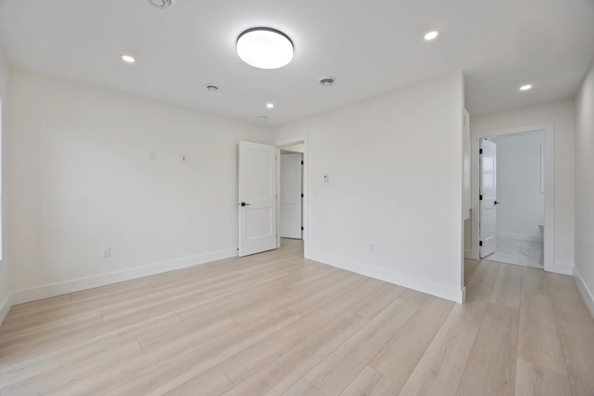 892 Sperling Avenue