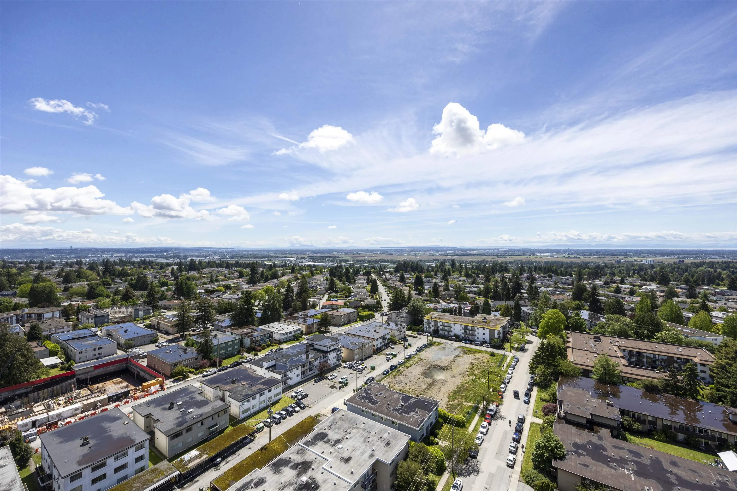 2704 6537 Telford Avenue