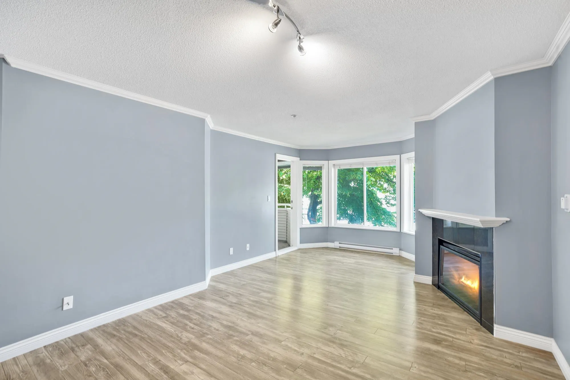 212 12110 80 Avenue