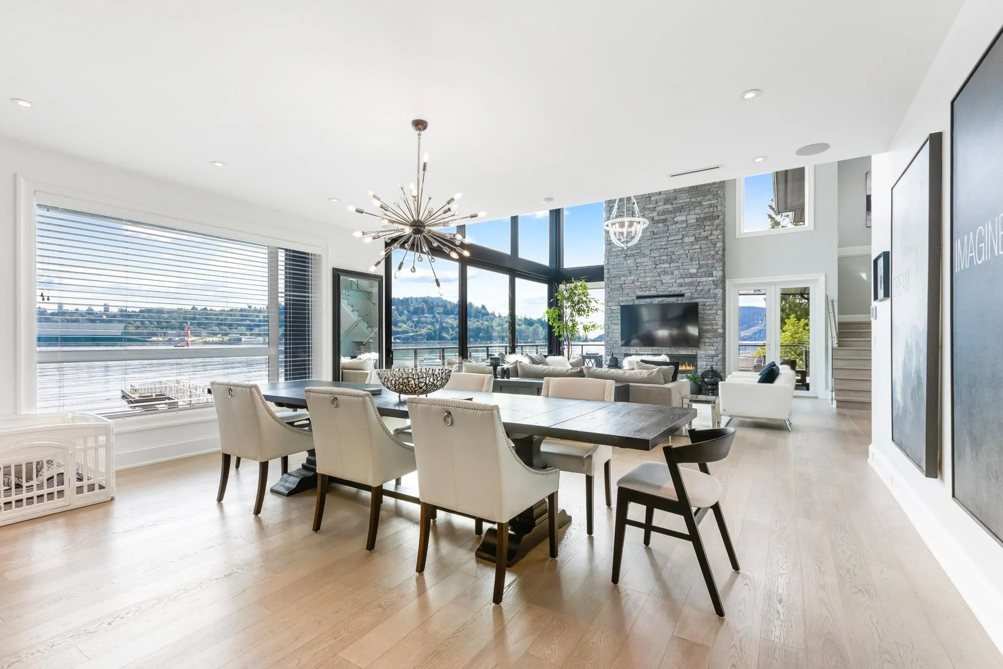 748 Alderside Road